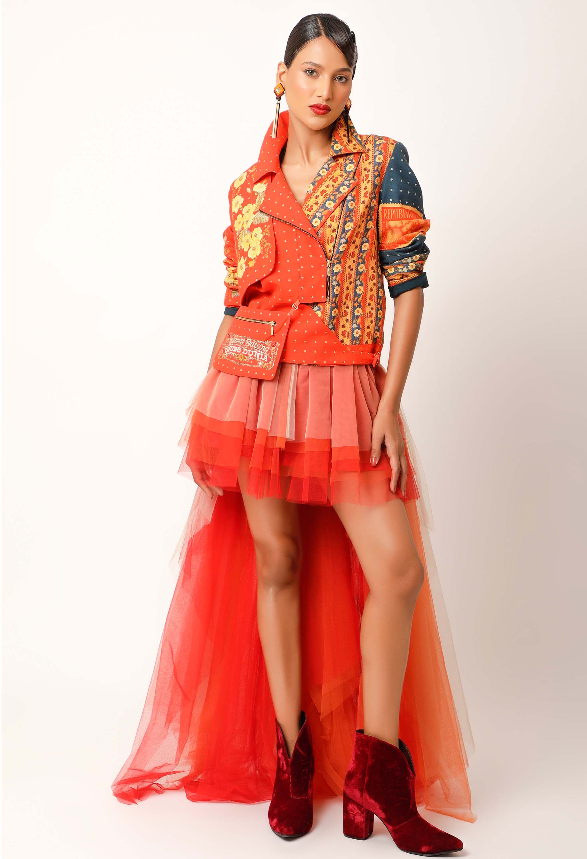 ASSYMTRICAL TULLE SKIRT