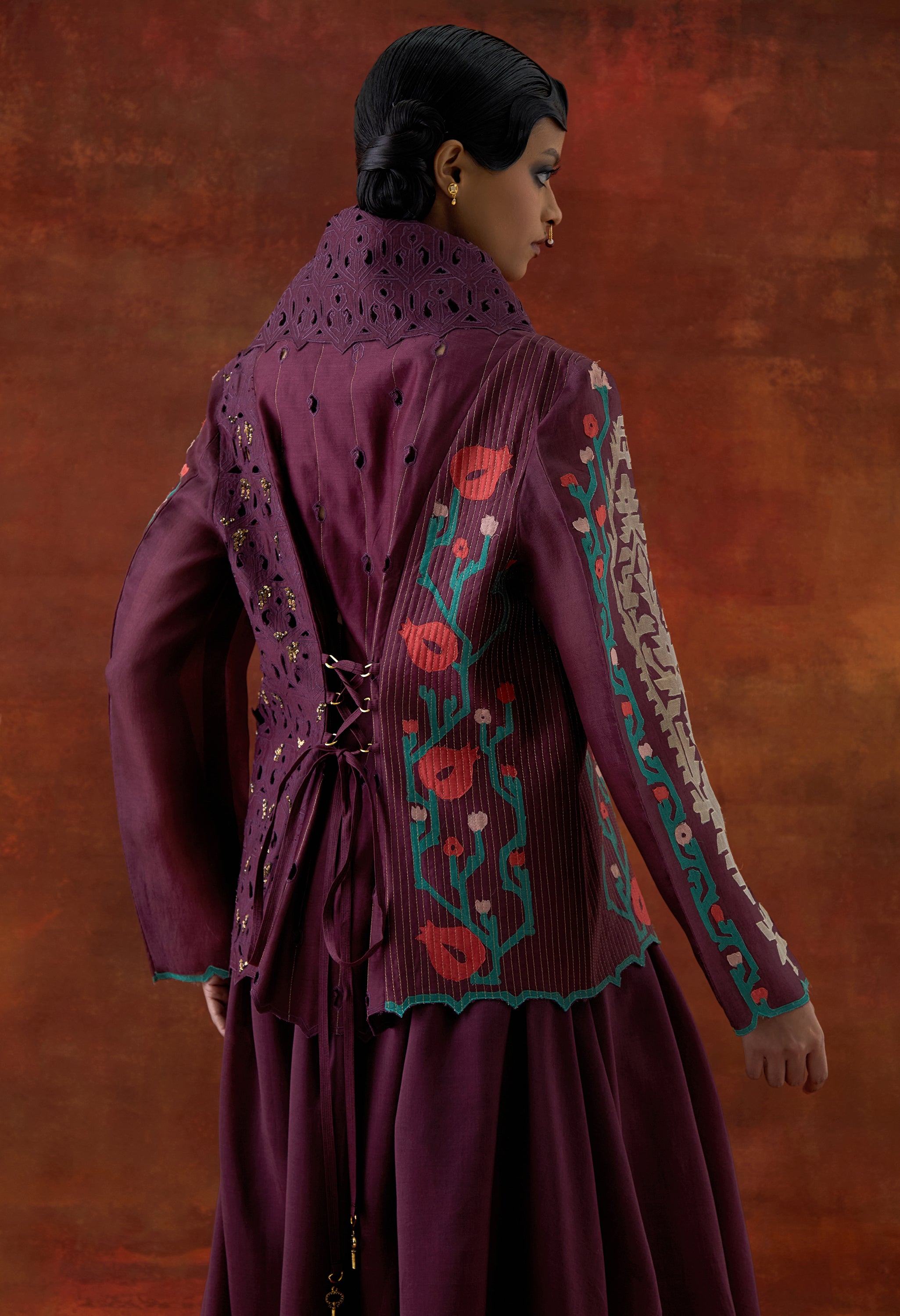 EMB DRAPED COLLAR JACKET WITH DRAPED SKIRT