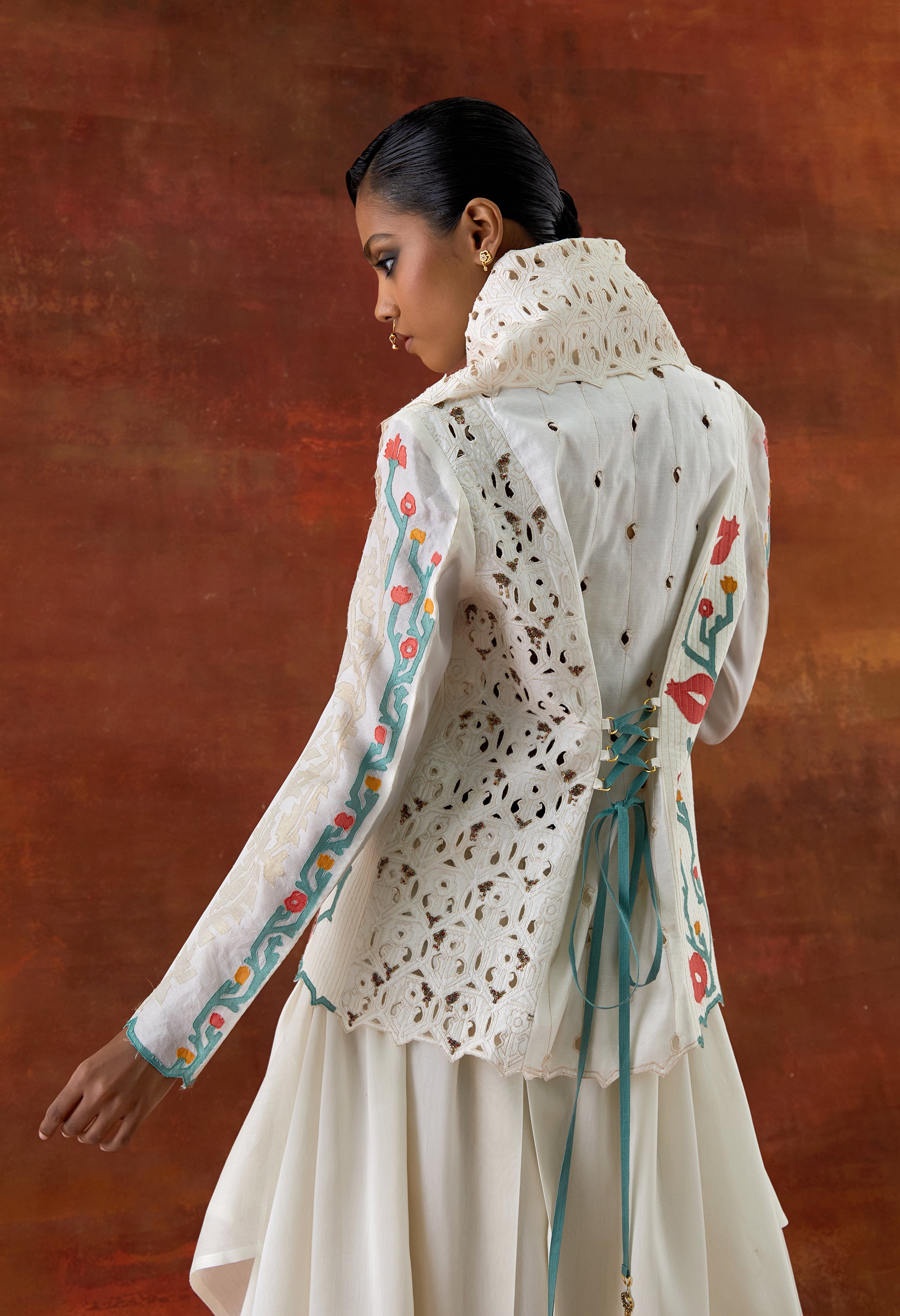 EMB DRAPED COLLAR JACKET WITH DRAPED SKIRT