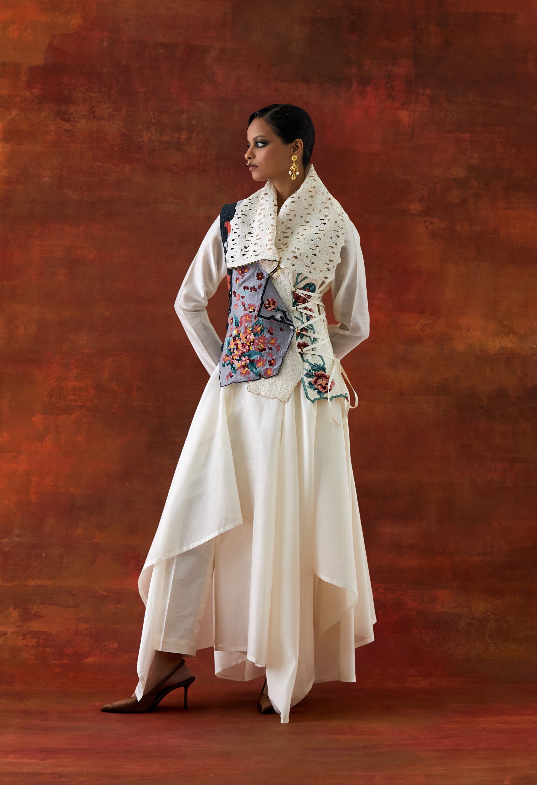 DRAPED COLLAR SIDE TIE UP JACKET WITH V NECK DRAPED KURTA AND PANTS