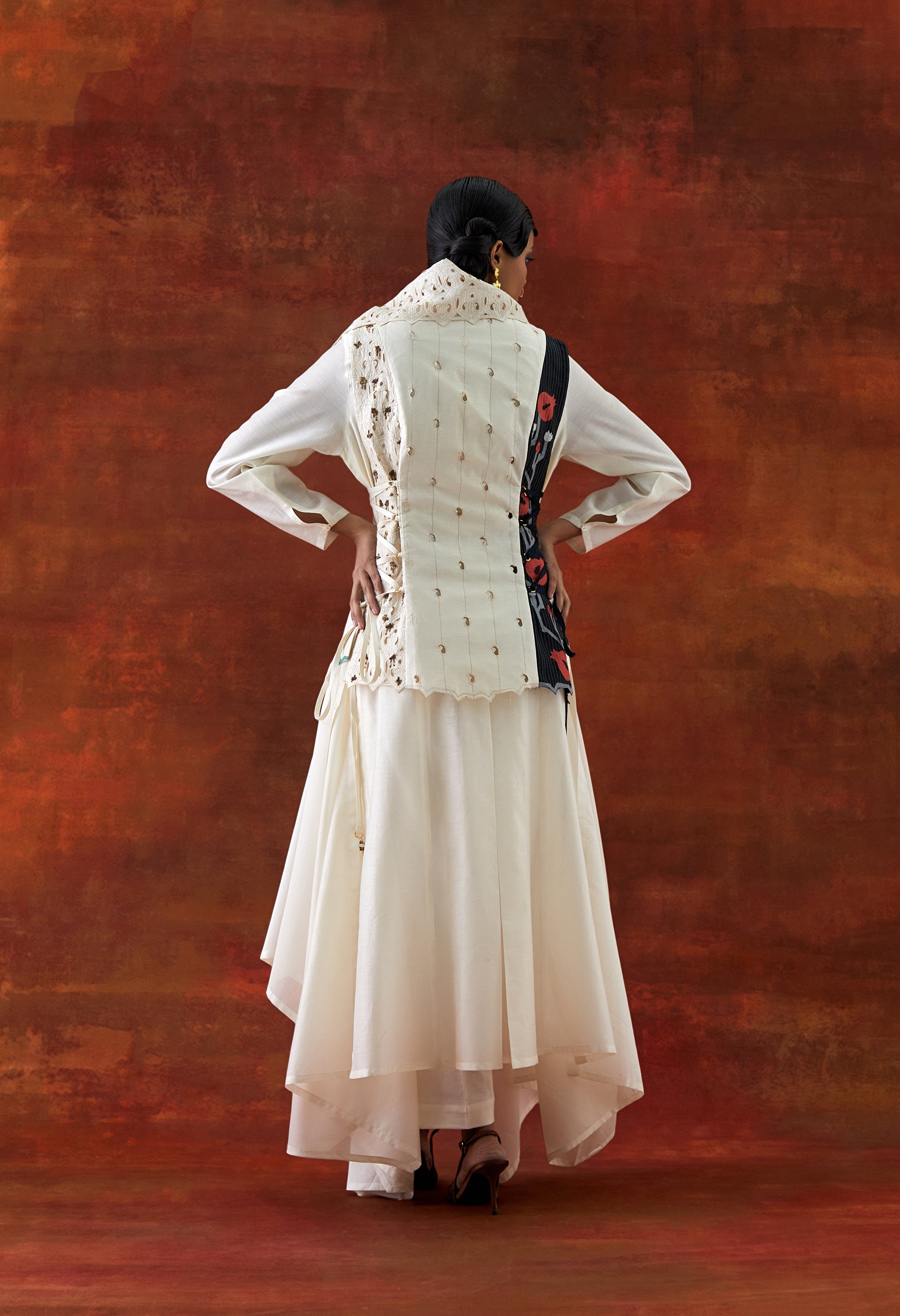 DRAPED COLLAR SIDE TIE UP JACKET WITH V NECK DRAPED KURTA AND PANTS