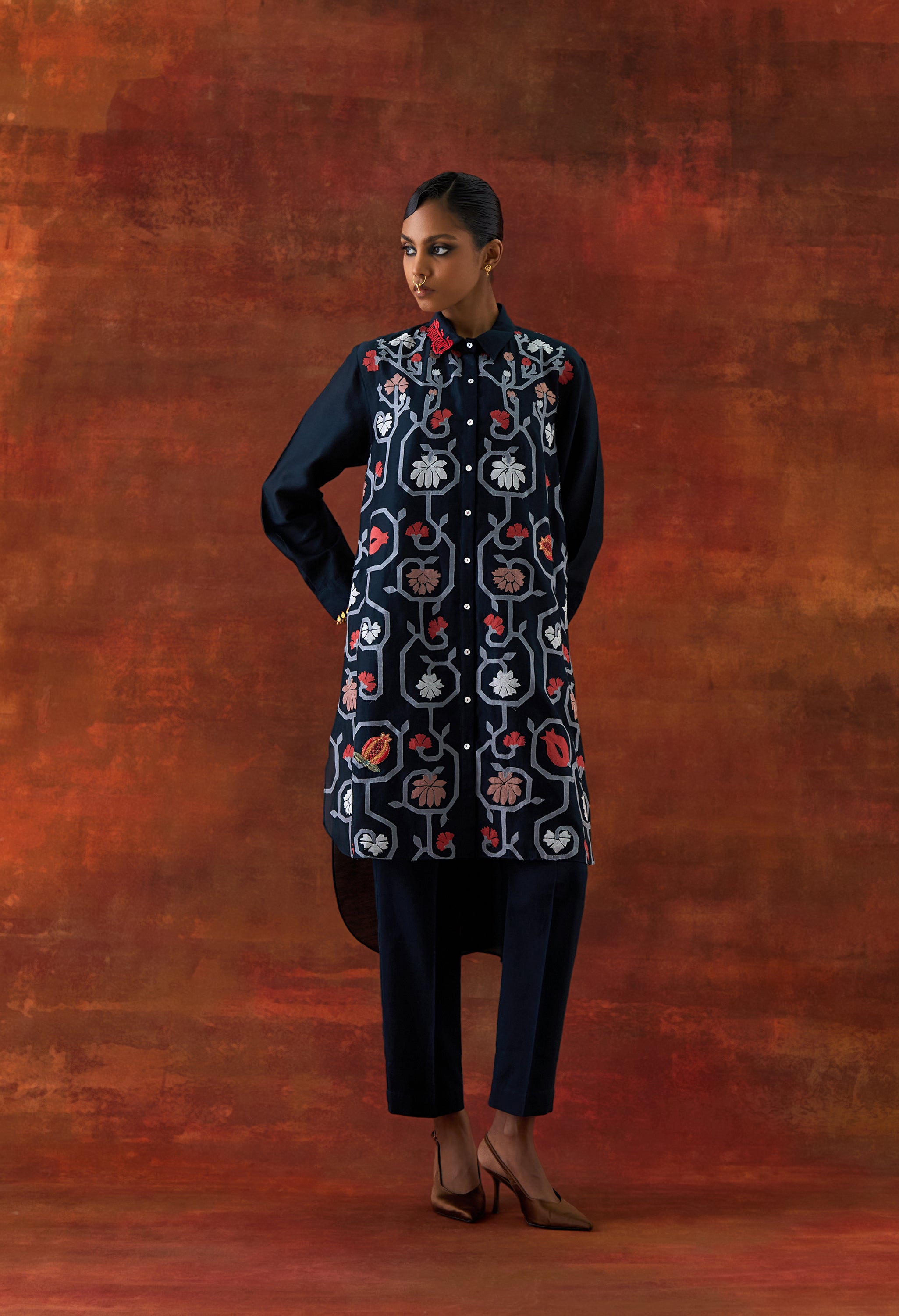 EMB GOLD TISSUE SHIRT WITH INNER AND PANTS