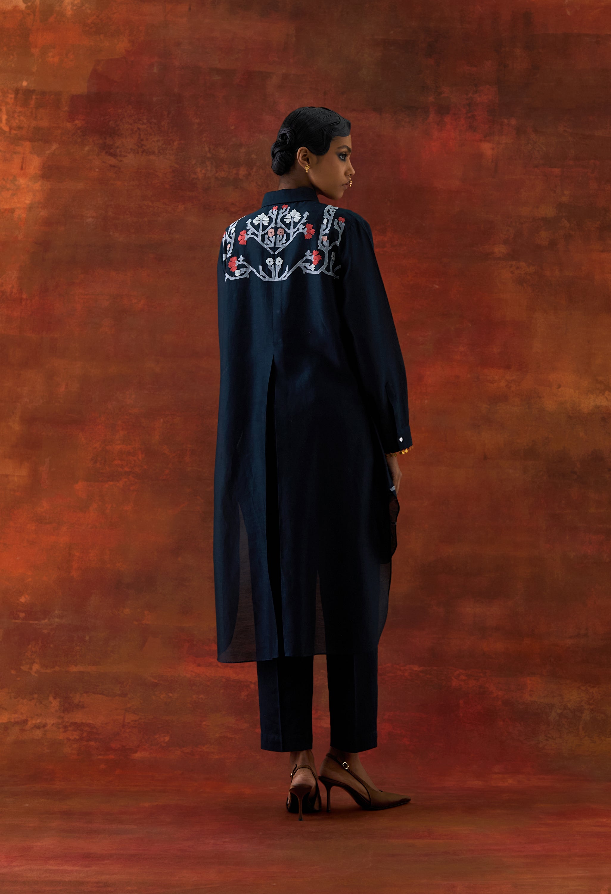 EMB GOLD TISSUE SHIRT WITH INNER AND PANTS