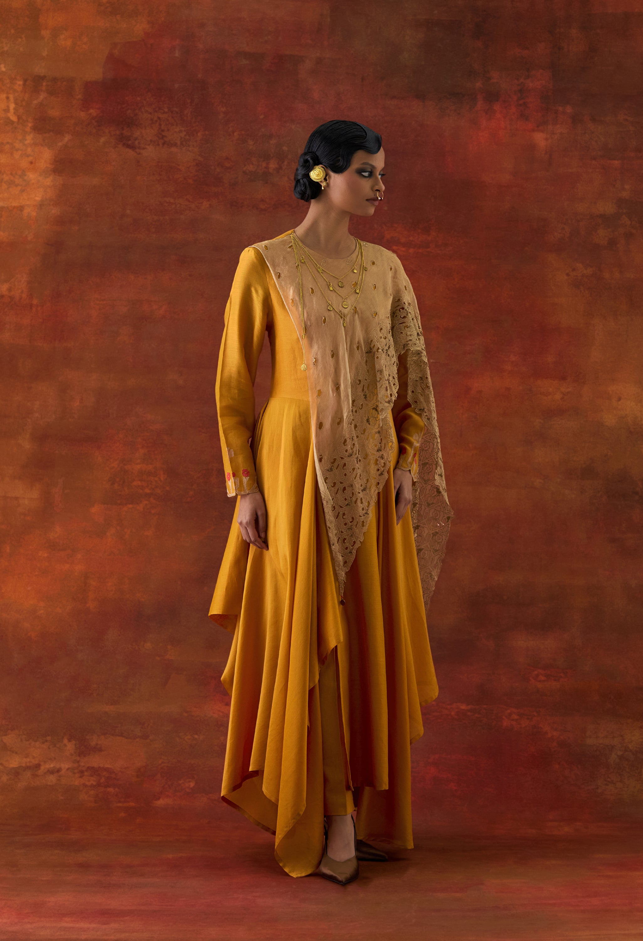 EMB GOLD TISSUE ATTACHED DRAPED KURTA WITH PANTS