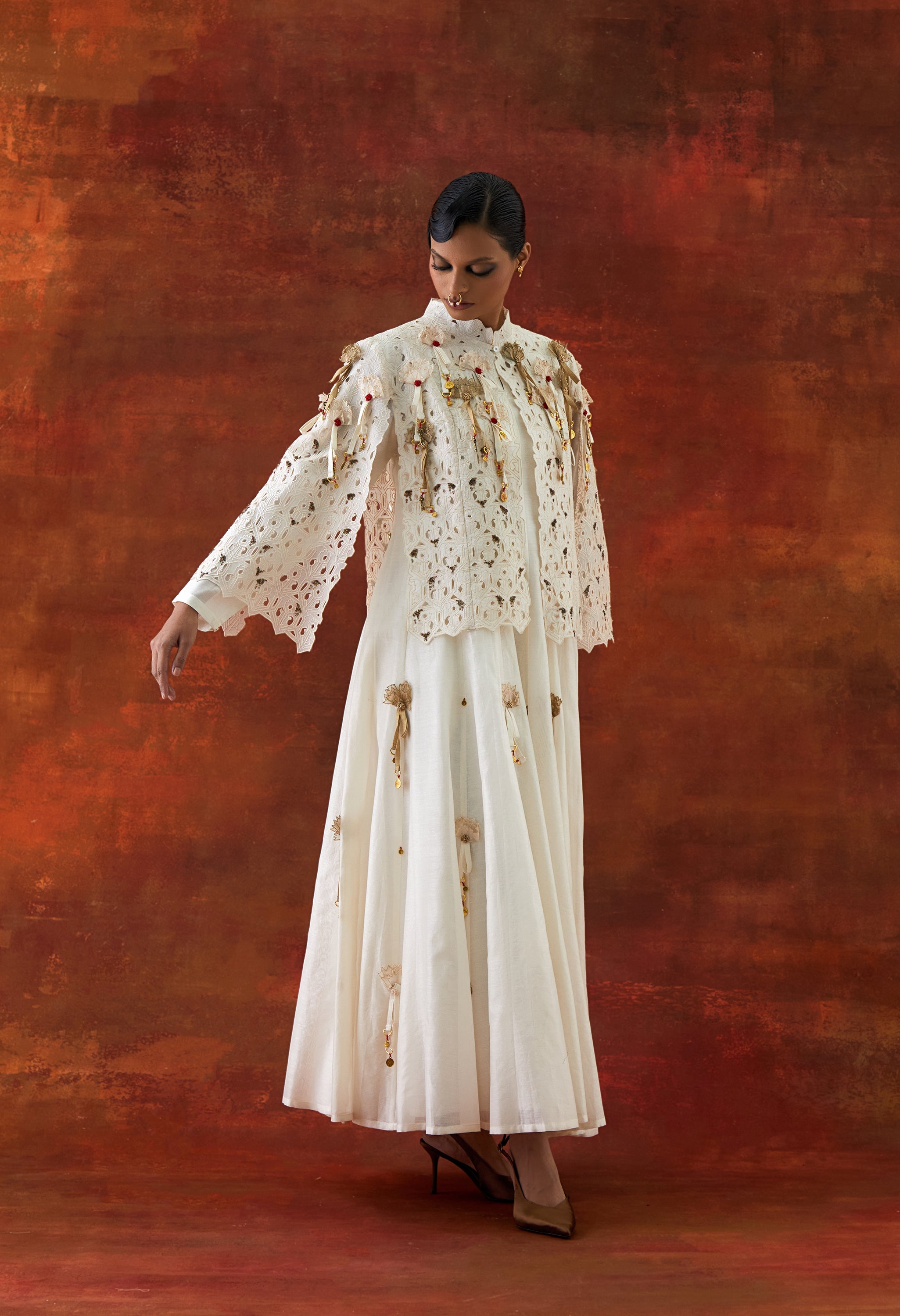 EMBROIDERED CUTWORK CAPE WITH 3D FLOWER KALIDAR