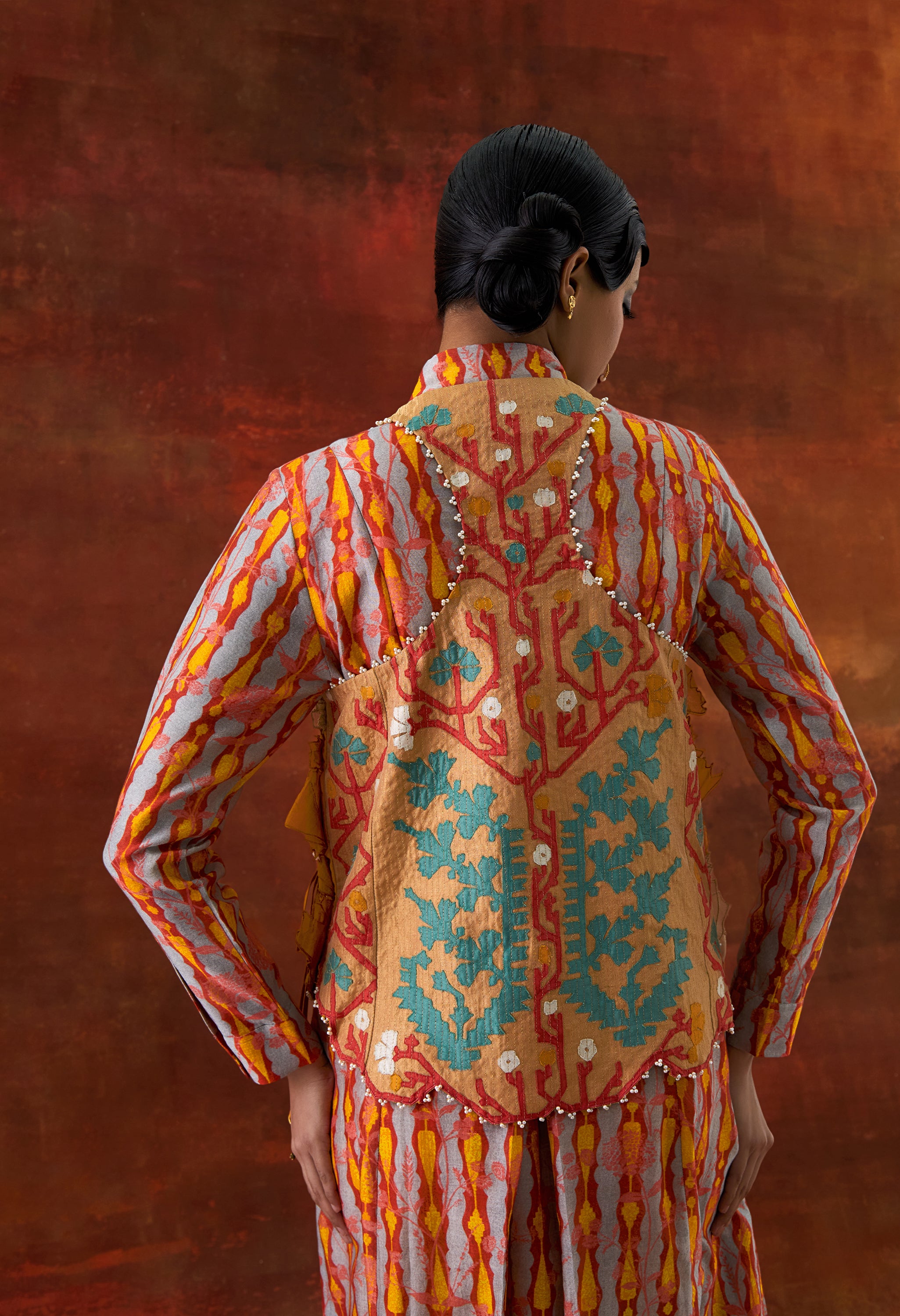 3D FLOWER RACER BACK JACKET + CASCADE SHIRT WITH PANTS