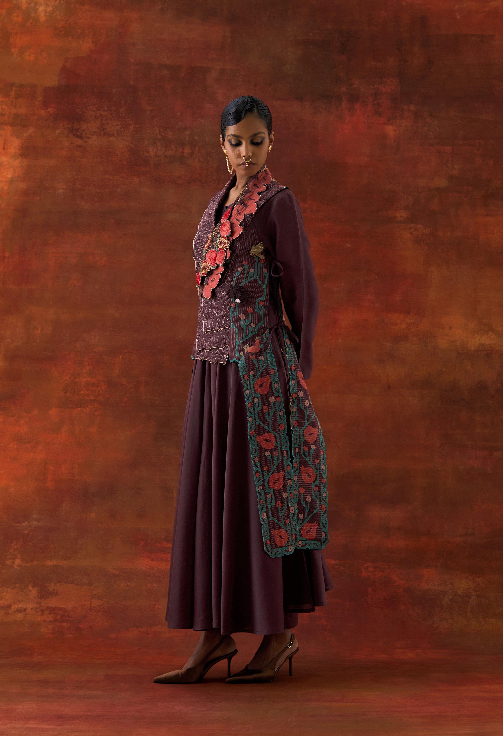 POMEGRANATE DOUBLE LAPEL JACKET WITH PRINTED ANARKALI