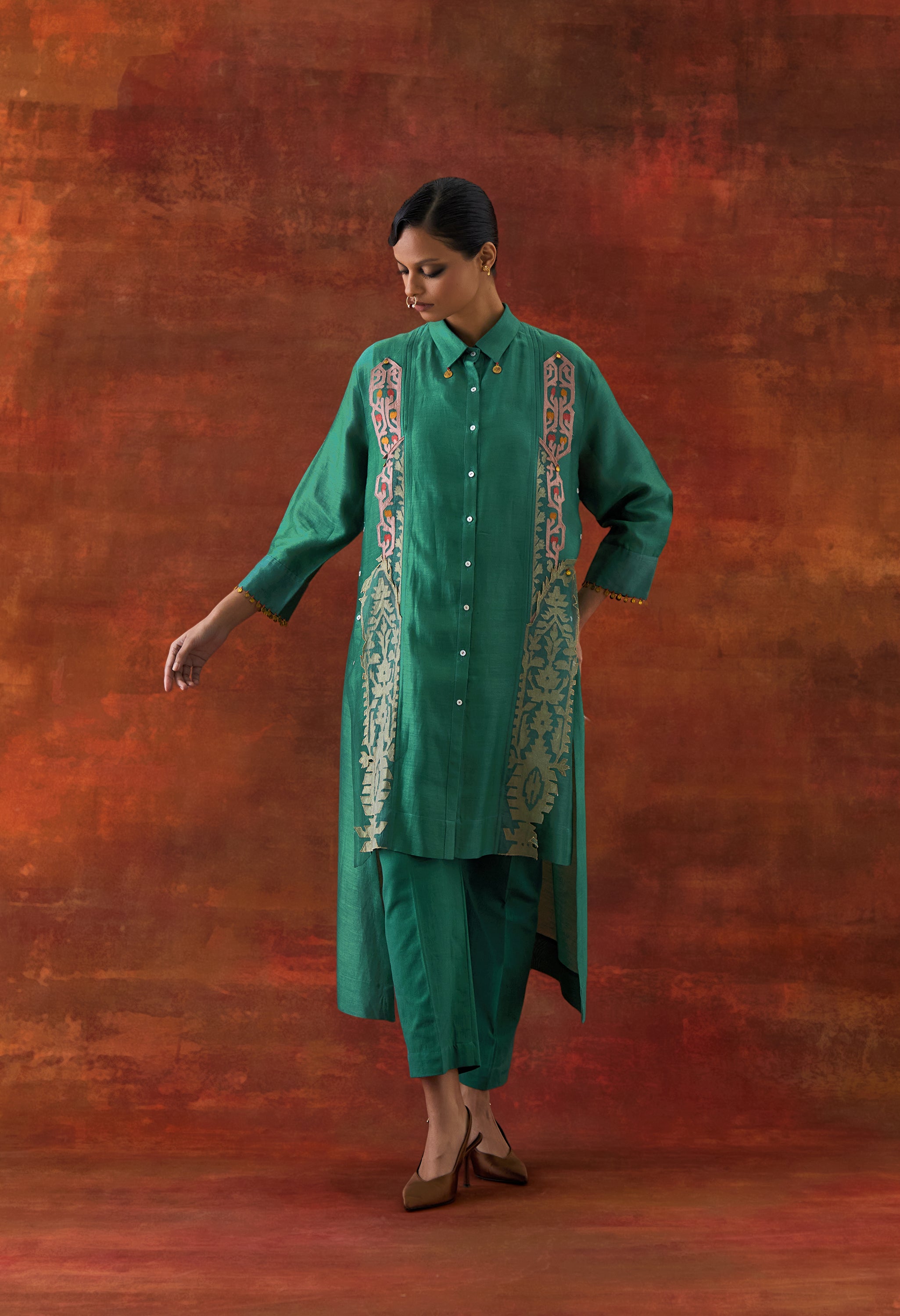 PLEATED SHIRT WITH PANTS