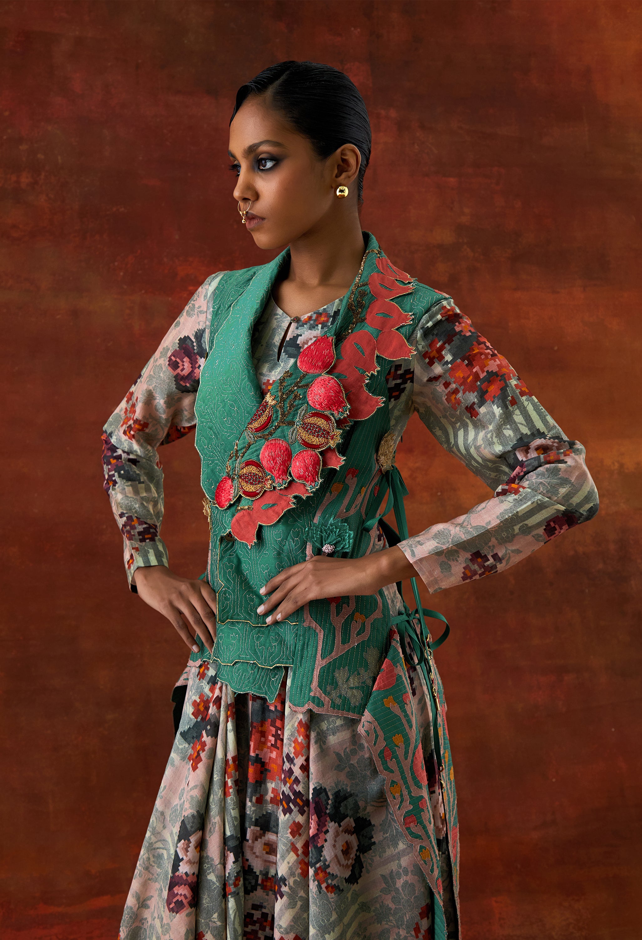 POMEGRANATE DOUBLE LAPEL JACKET WITH PRINTED ANARKALI