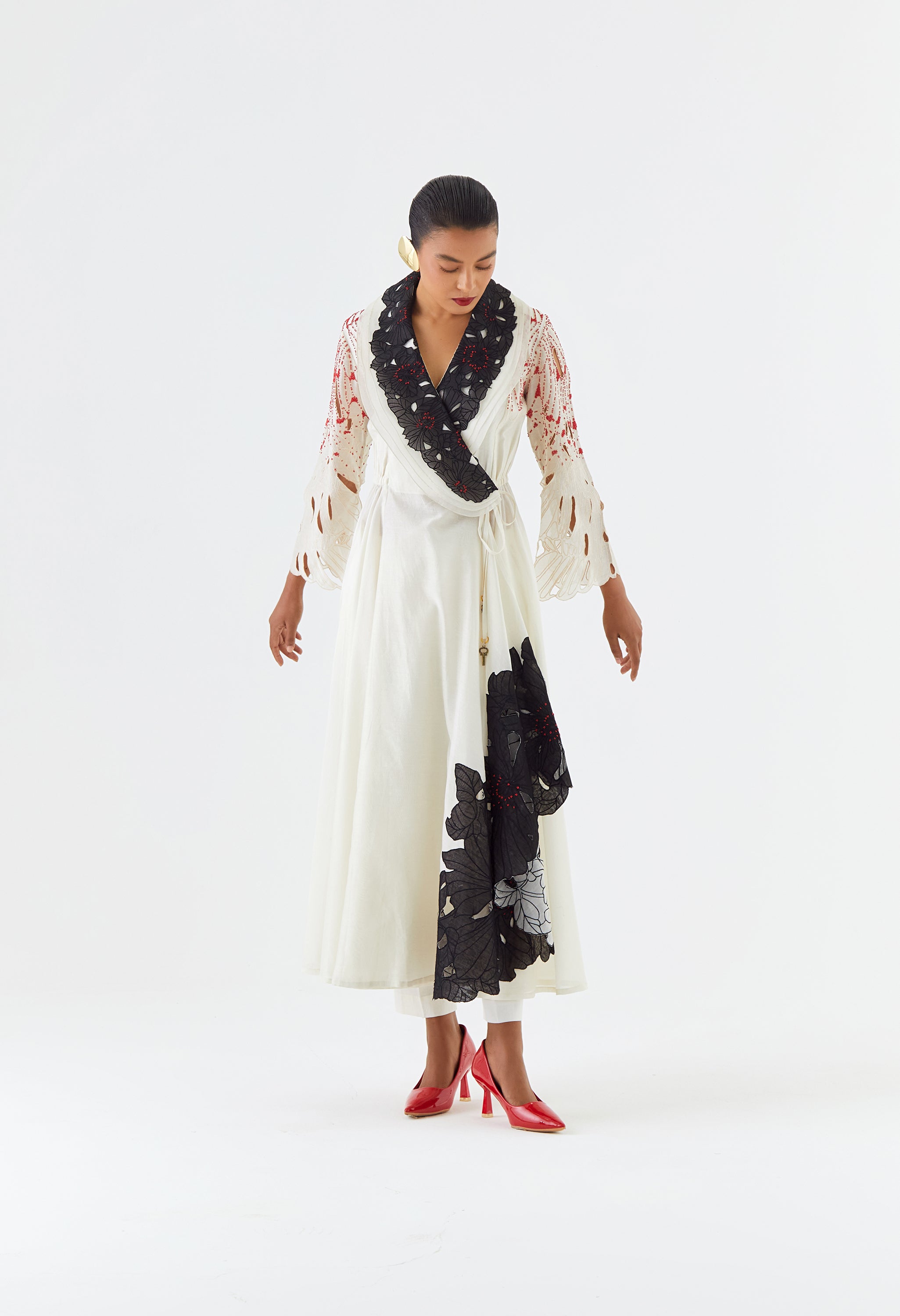 LAYERED COLLOR OVERLAP ANGRAKHA WITH PANTS