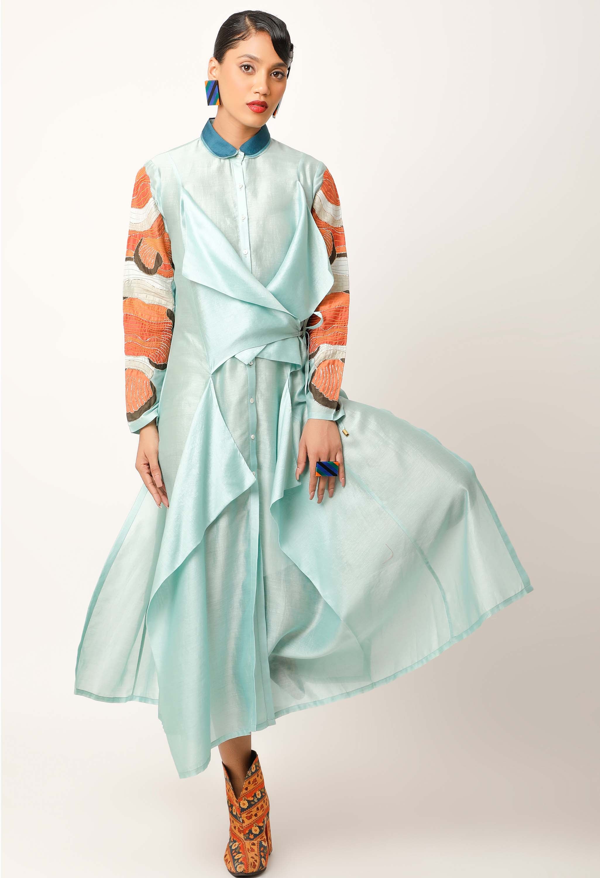 DRAPED SHIRT WITH FISH DETAIL ON THE SLEEVES + INNER SLIP + PANTS