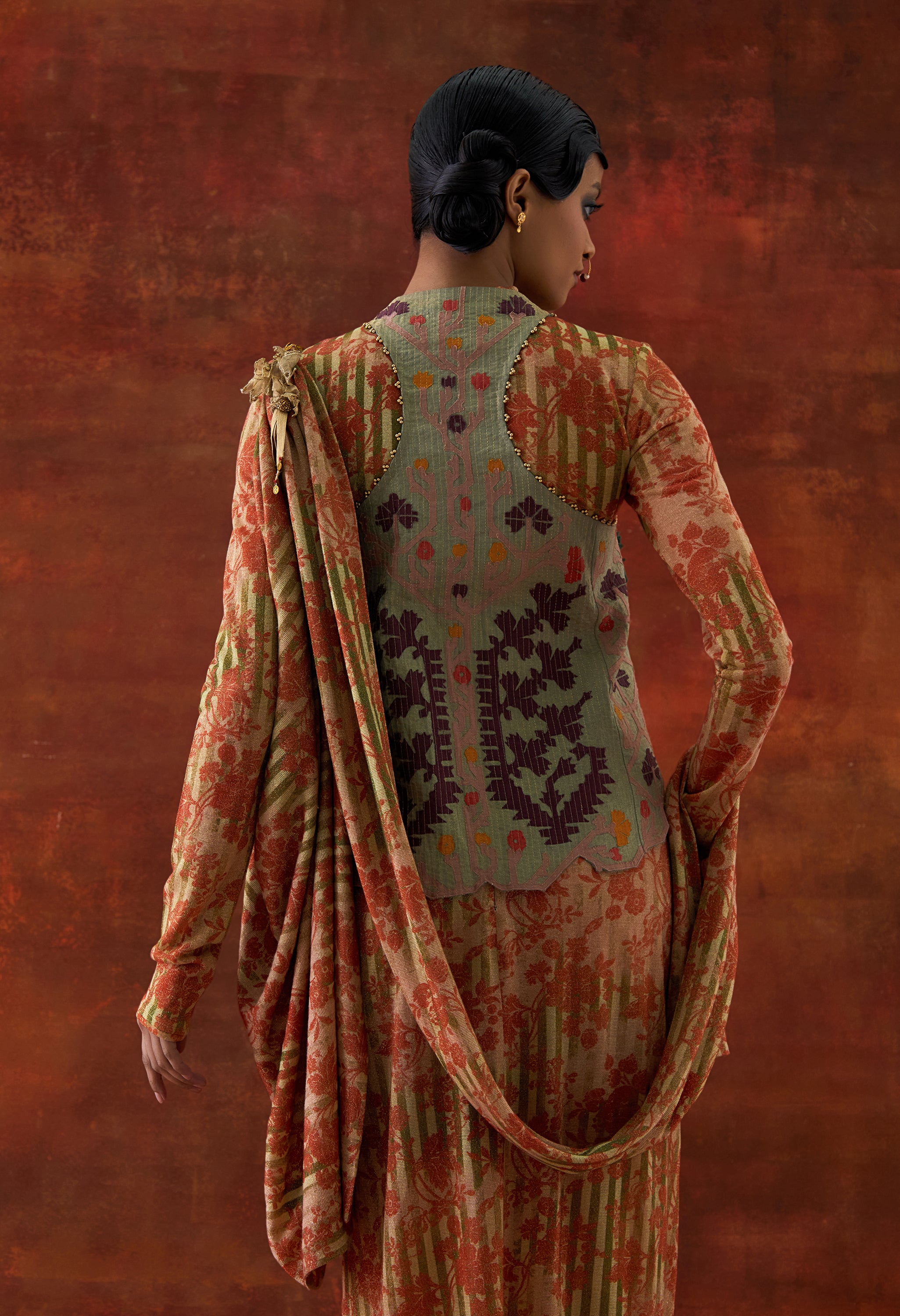 3D FLOWER RACER BACK JACKET WITH GOLD JERSEY DRAPED SARI