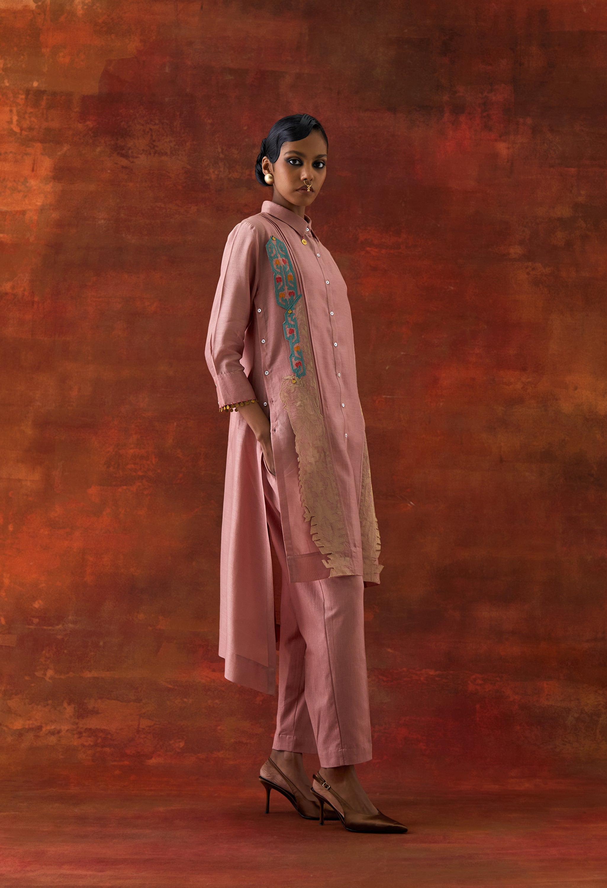 PLEATED SHIRT WITH PANTS