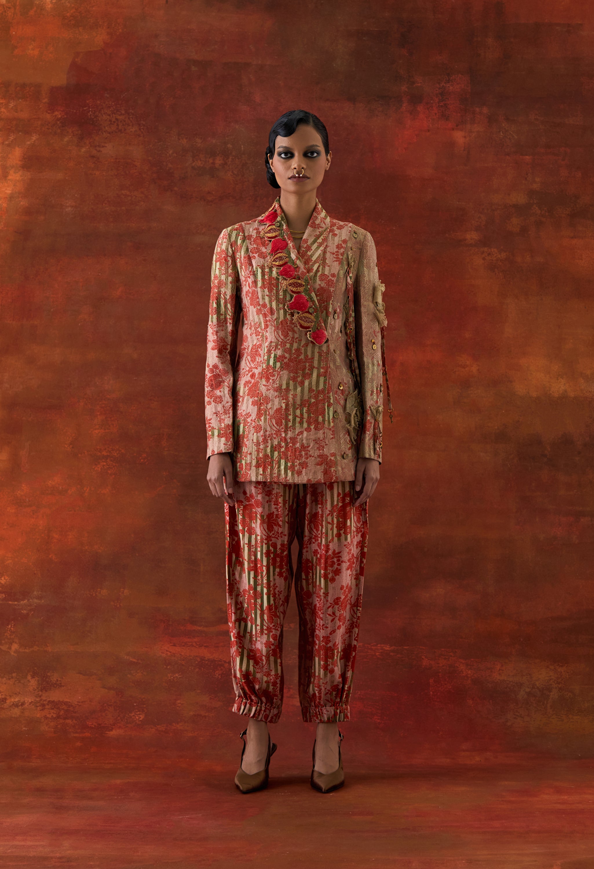 POMEGRANATE EMB DOUBLE LAPEL JACKET WITH PRINTED JOGGERS