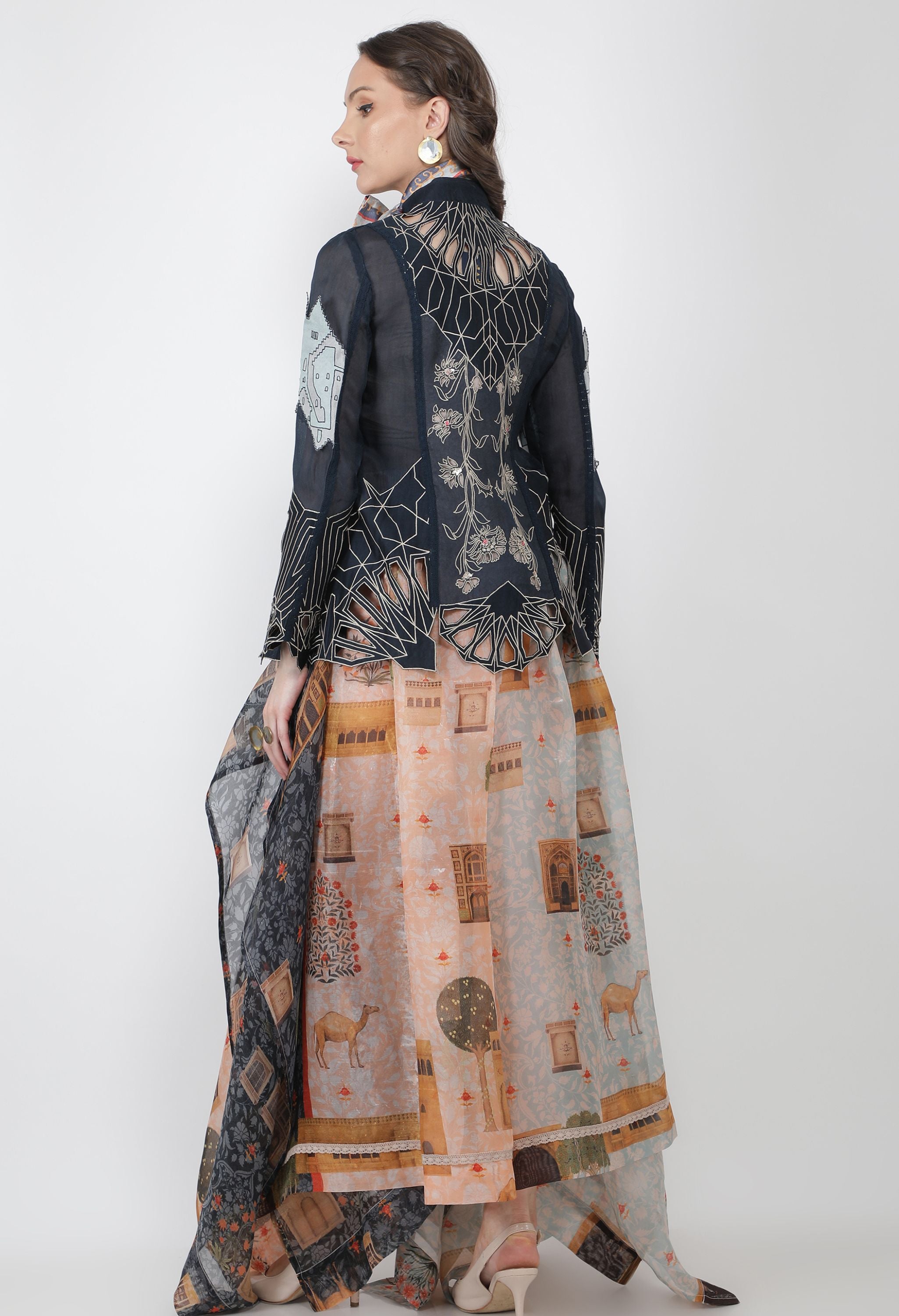 3D FORT EMB ORGANZA JACKET