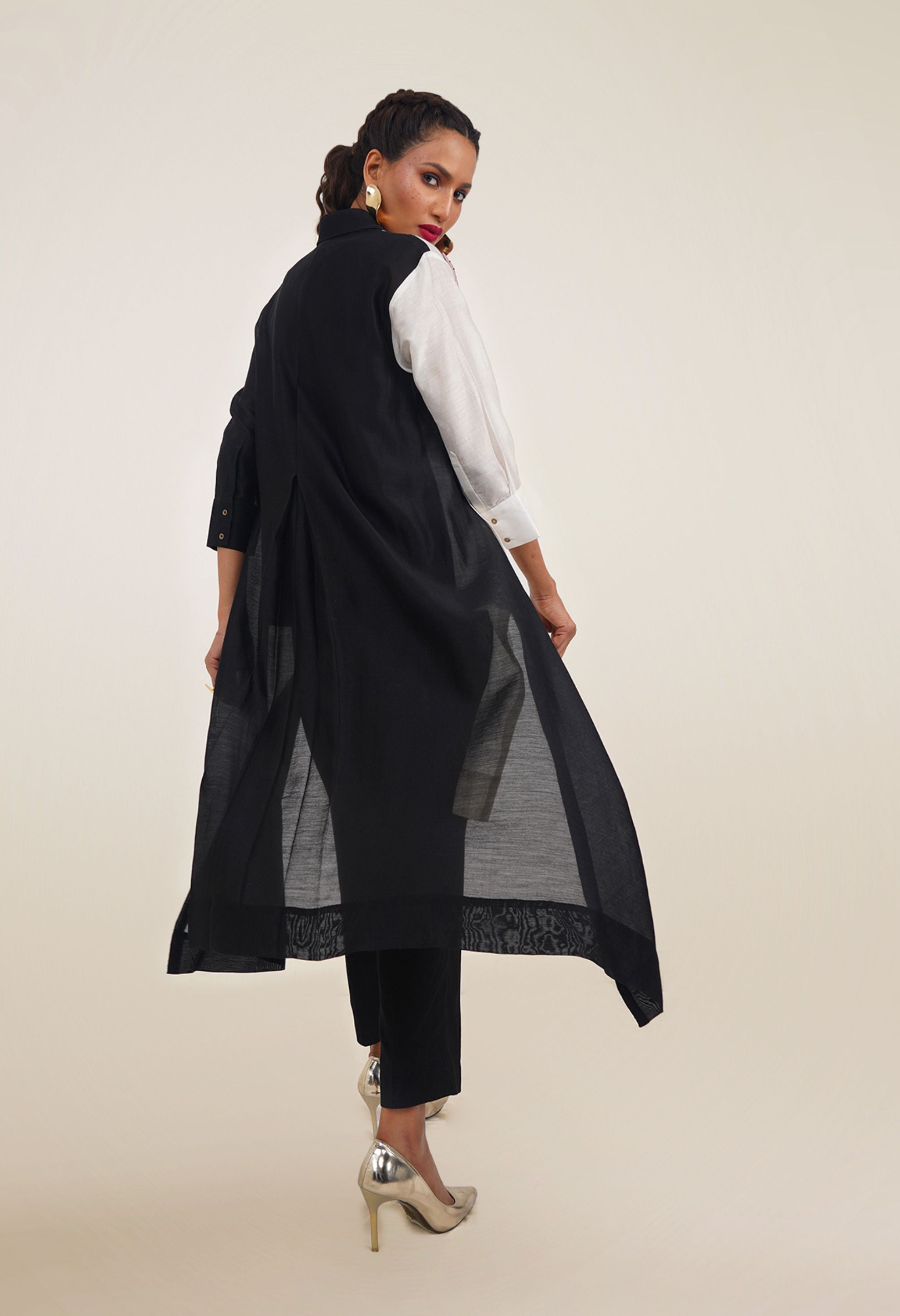 BUTTERFLY EMB COLOR BLOCKED CO ORD SET