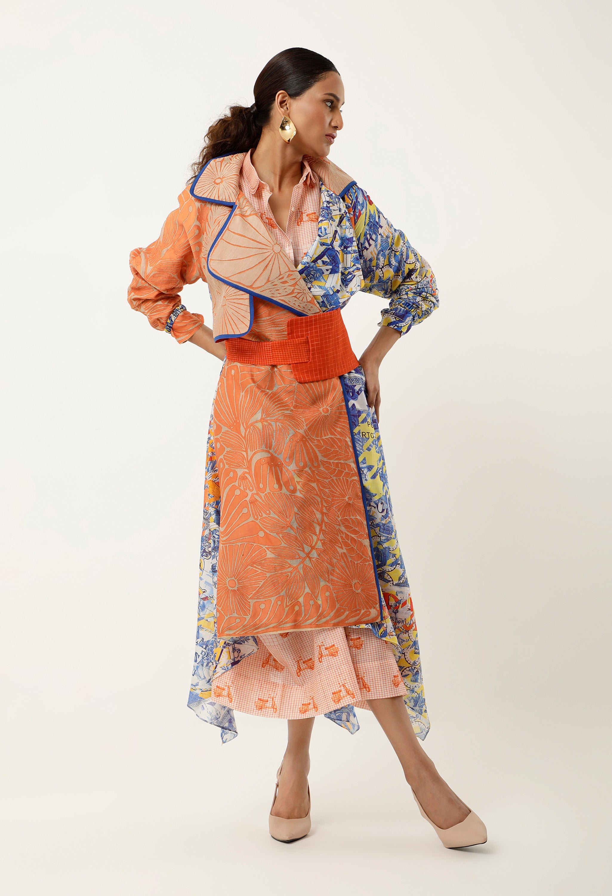 ASSYMTRICAL ORGANZA EMBROIDERED TRENCH WITH AZULEZO PRINT