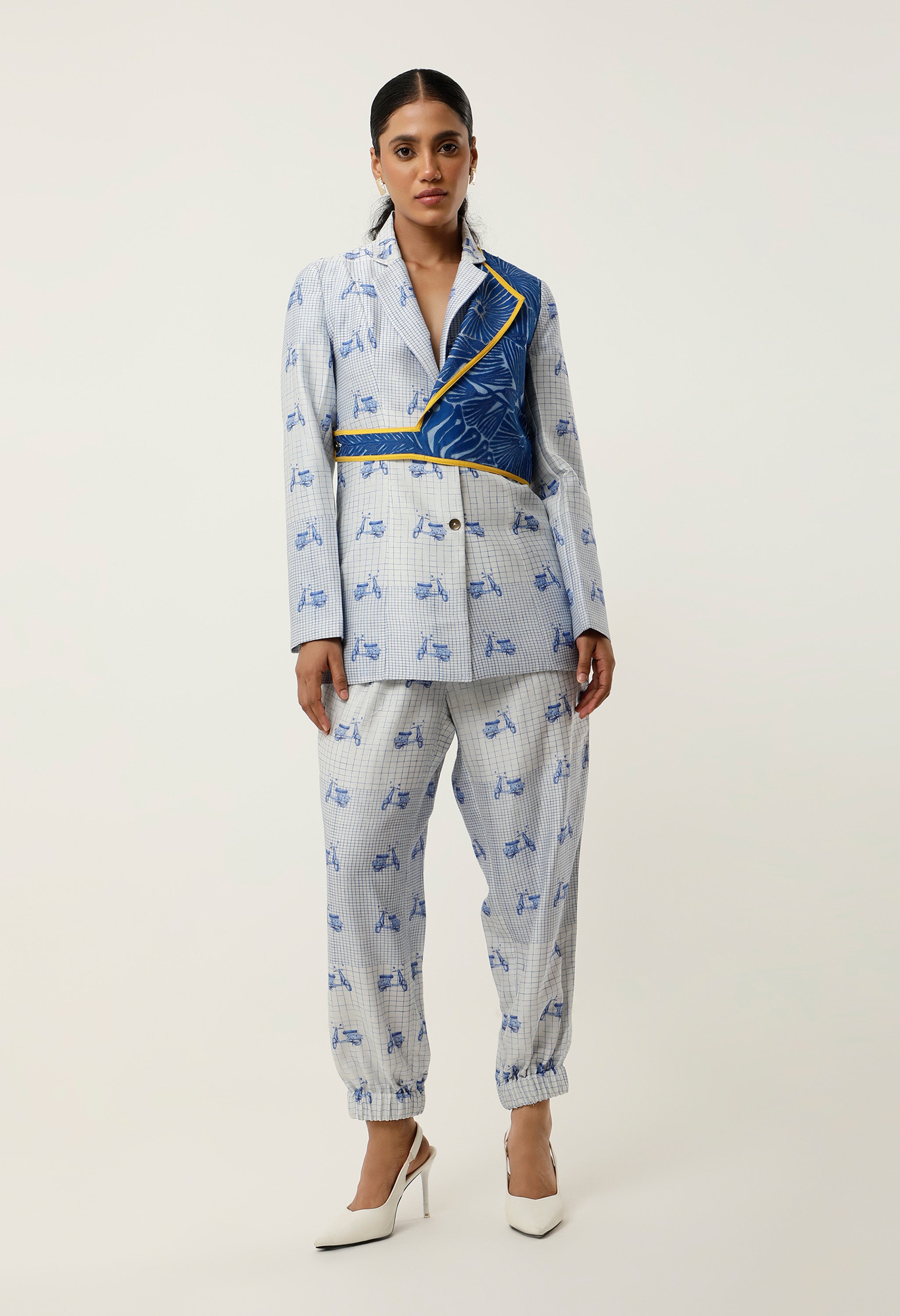 SCOOTER PRINTED JACKET WITH JOGGERS