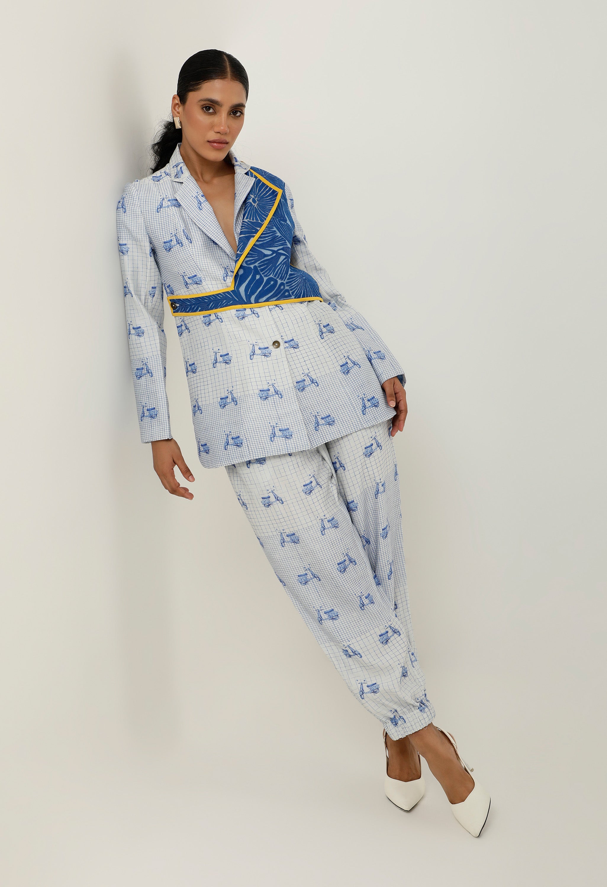 SCOOTER PRINTED JACKET WITH JOGGERS