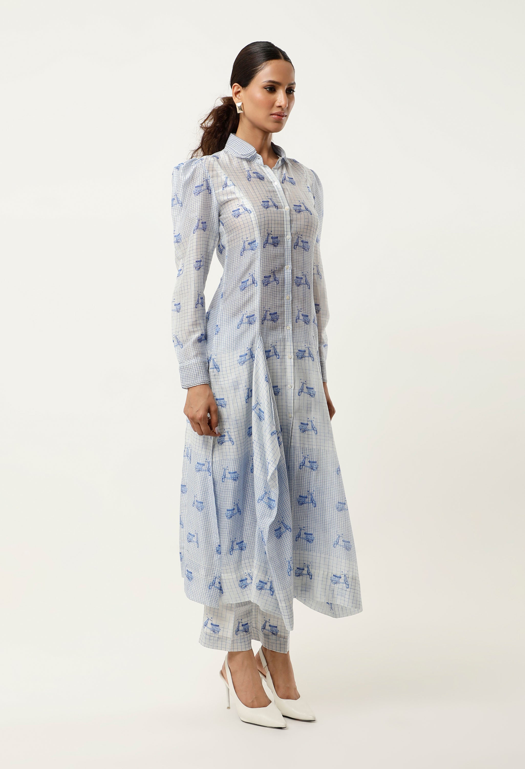 ASSYMTRICAL SCOOTER PRINTED CHANDERI SHIRT WITH PANTS AND INNER
