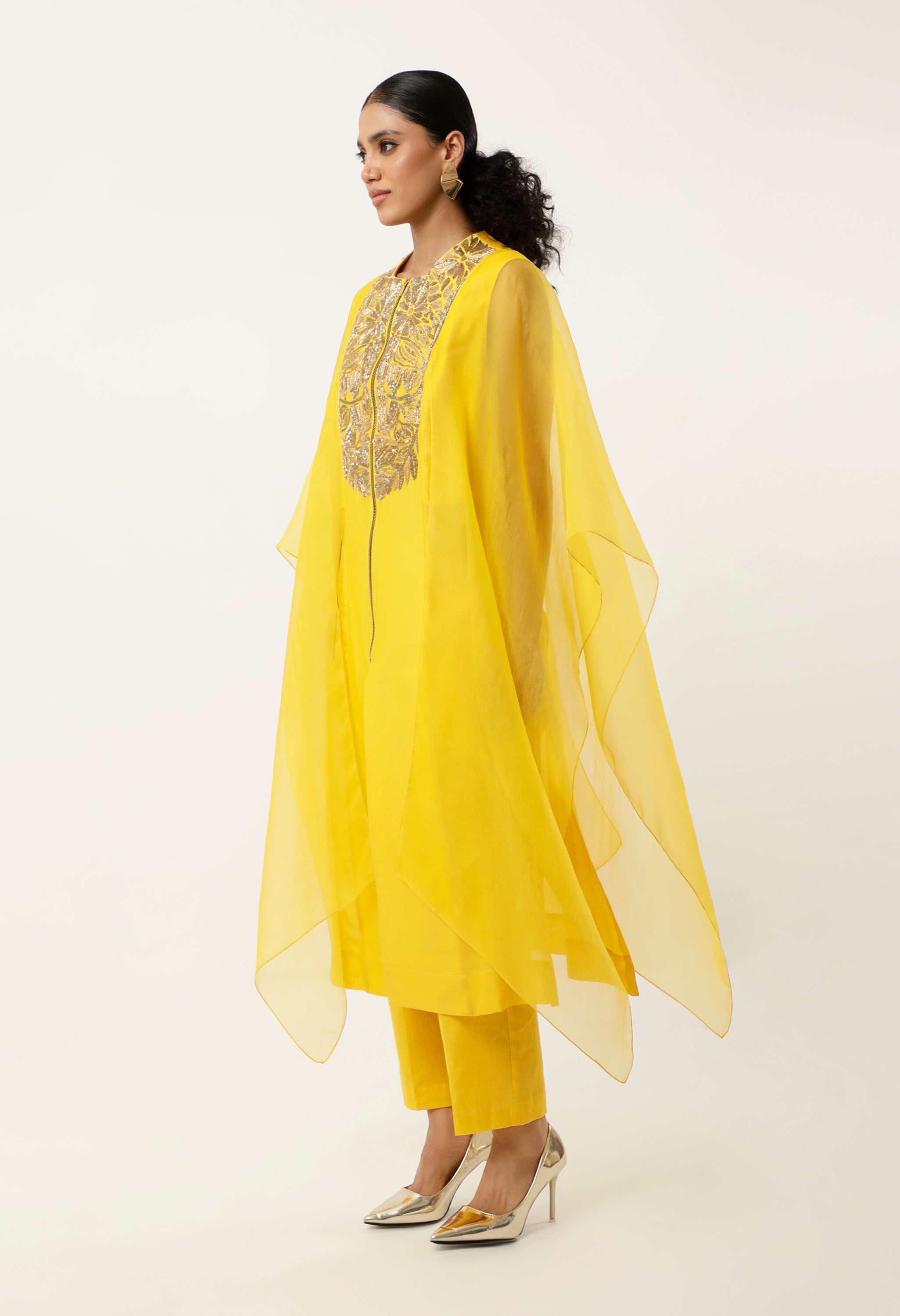 GOLD EMB YOKE CAPE KURTA WITH PANTS