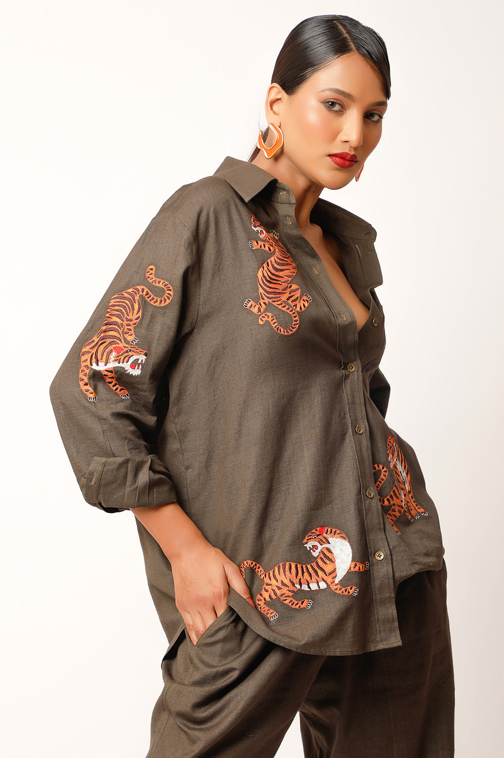 TIGER EMBROIDERED LINEN CO ORD