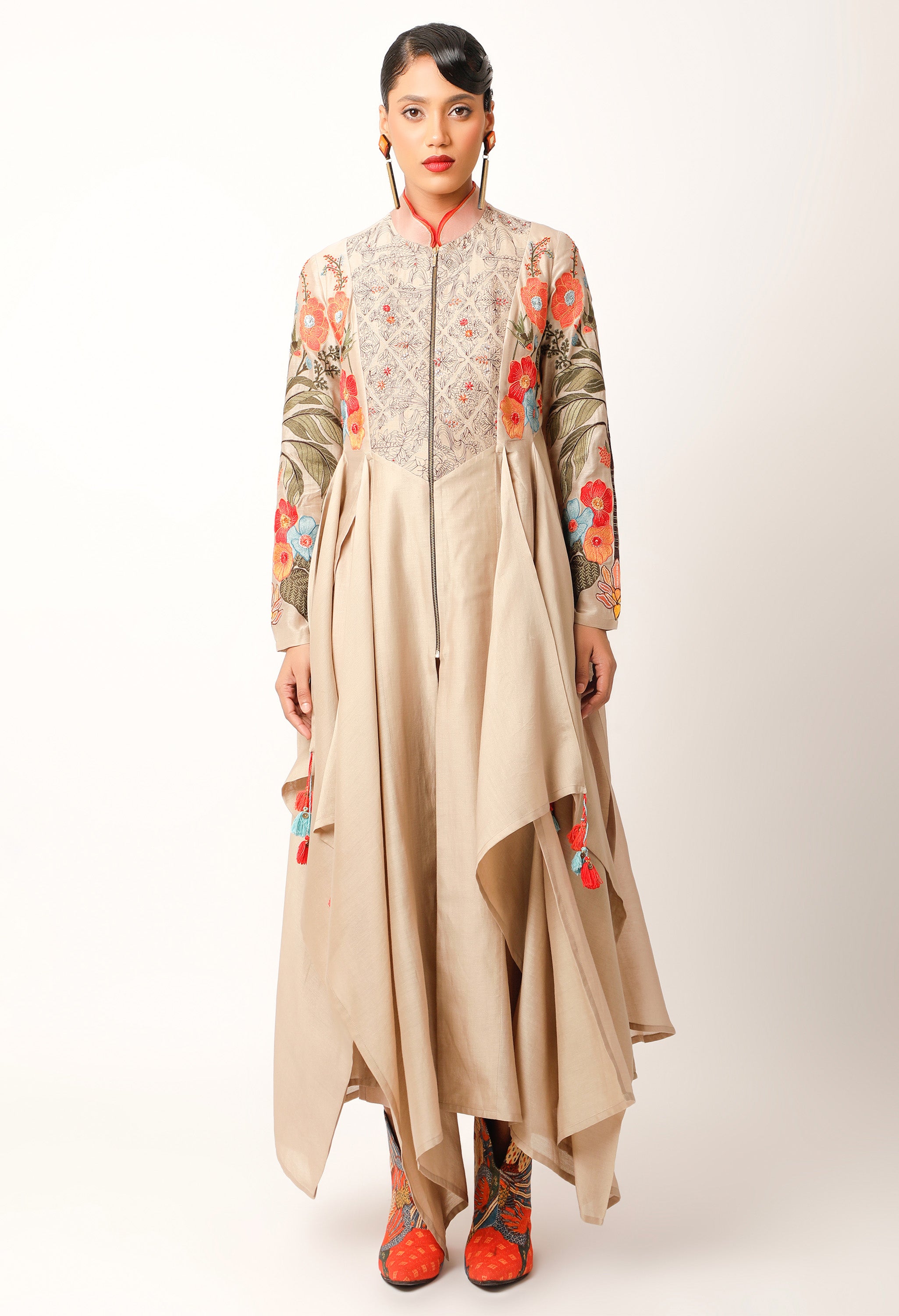 FOLIAGE EMBROIDERED ZIPPERED ANGRAKHA WITH PANTS