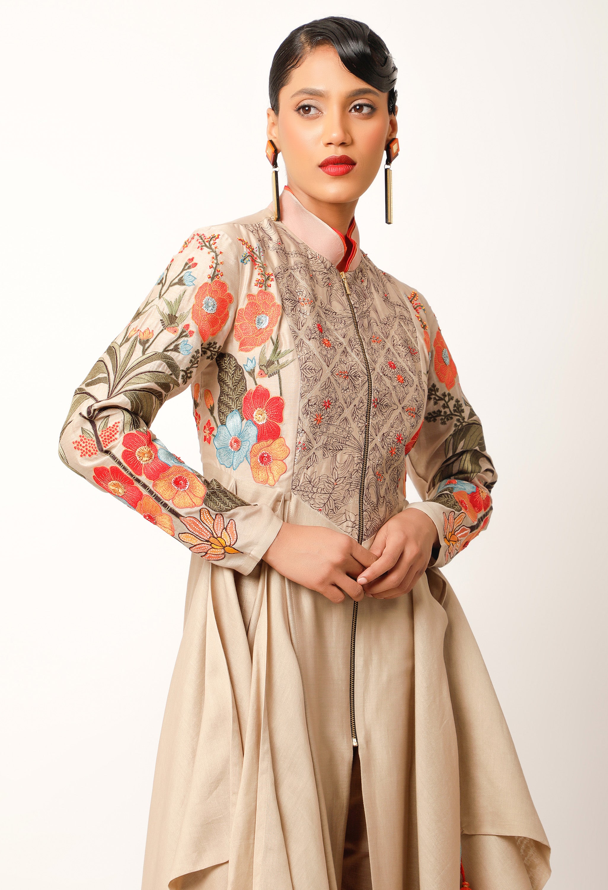 FOLIAGE EMBROIDERED ZIPPERED ANGRAKHA WITH PANTS