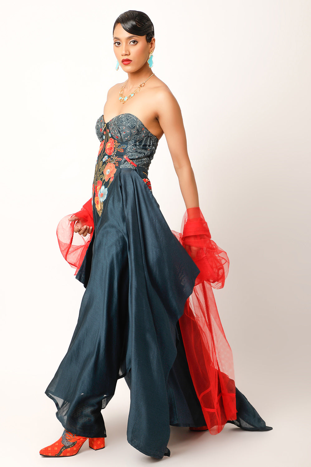 FOLIAGE EMB CORSET DRESS WITH RED NET KIMONO