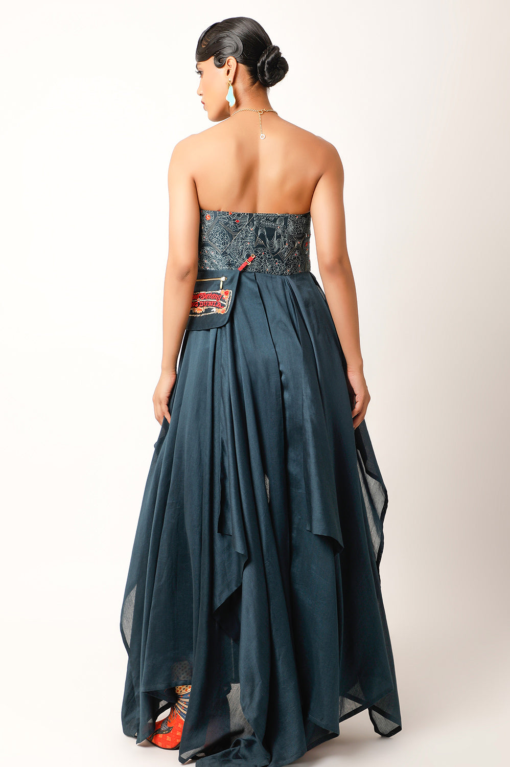 FOLIAGE EMB CORSET DRESS WITH RED NET KIMONO