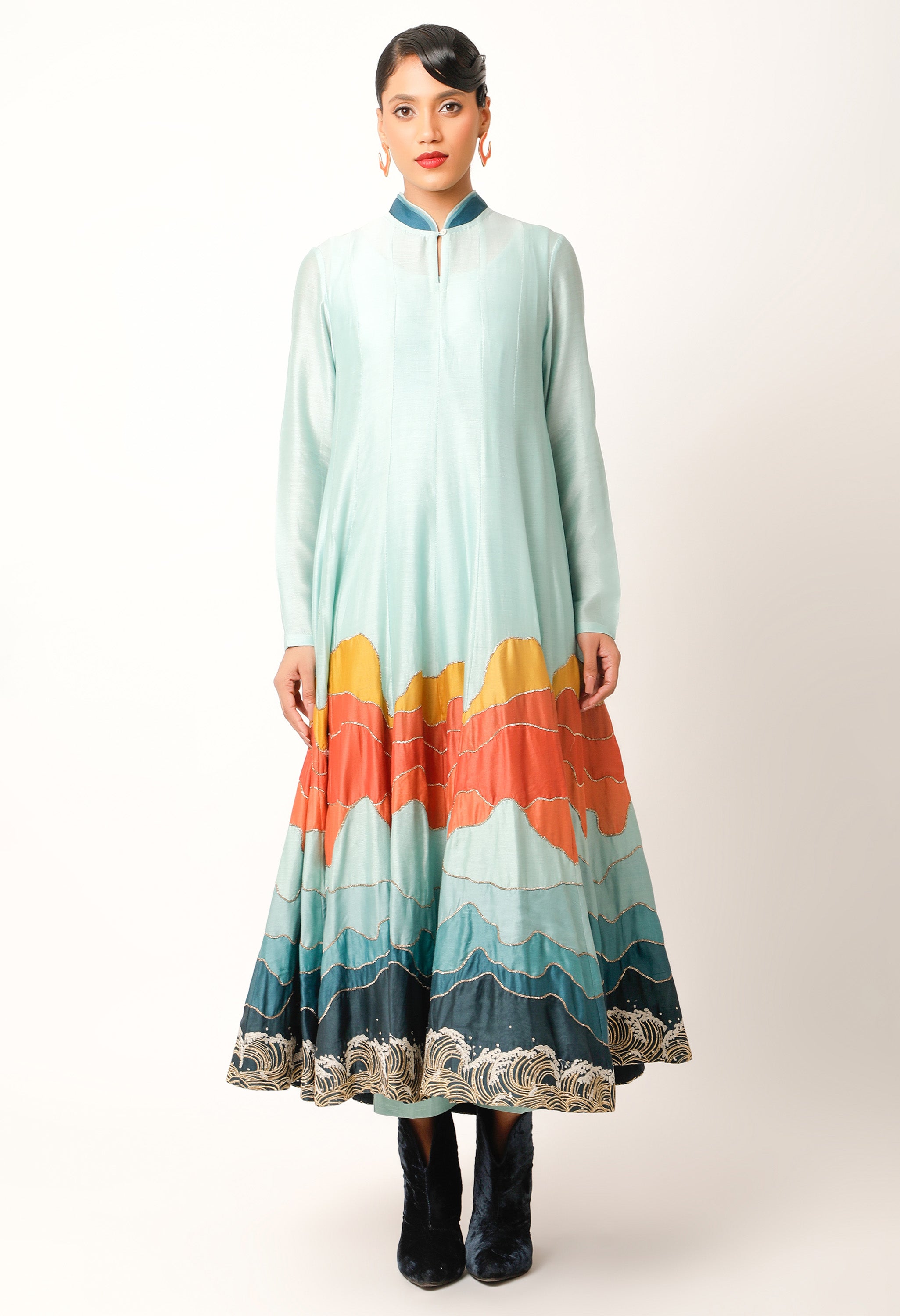 LANDSCAPE EMBROIDERED ZIPPERED KALIDAR WITH PANTS