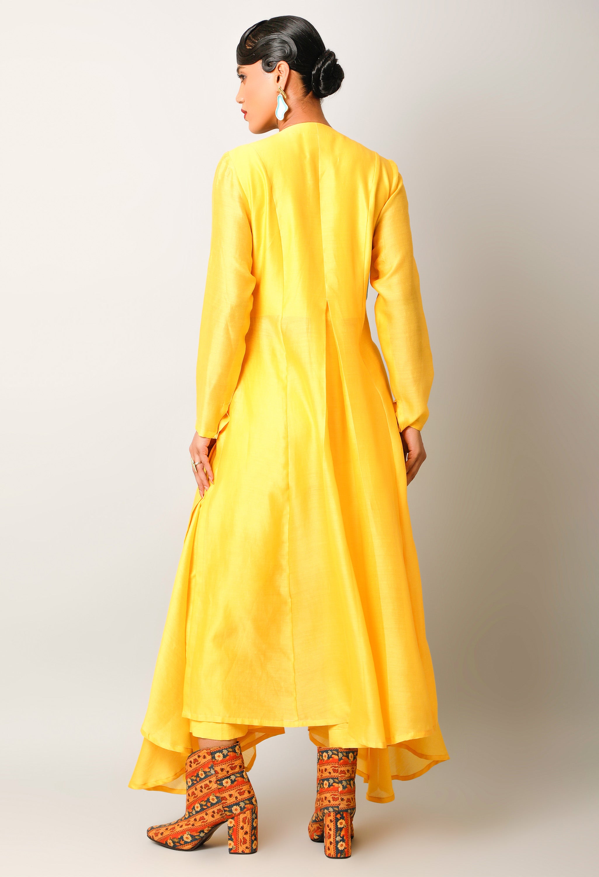 LANDSCAPE EMBROIDERED ZIPPERED ANGRAKHA WITH PANTS