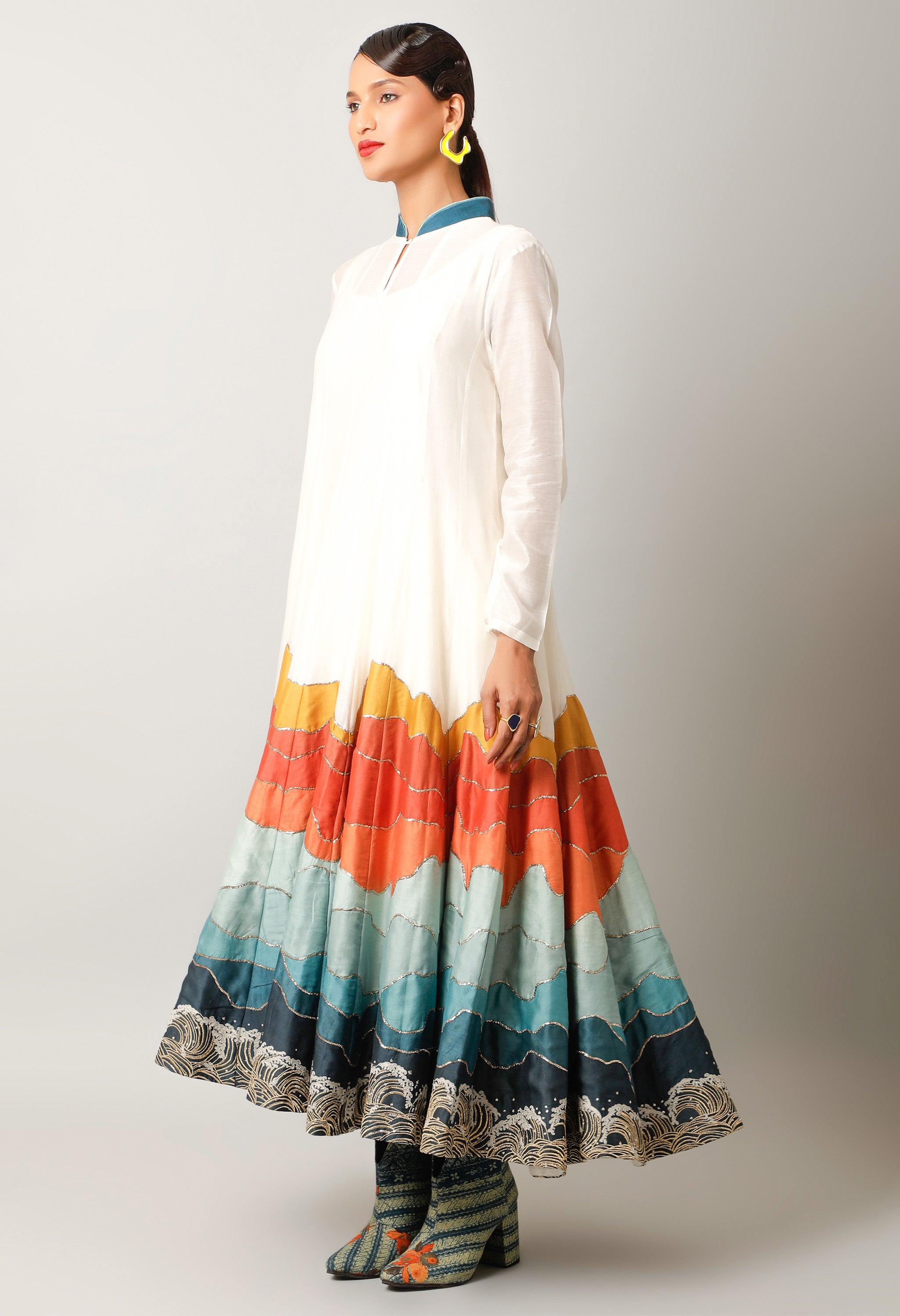 LANDSCAPE EMBROIDERED ZIPPERED ANGRAKHA WITH PANTS