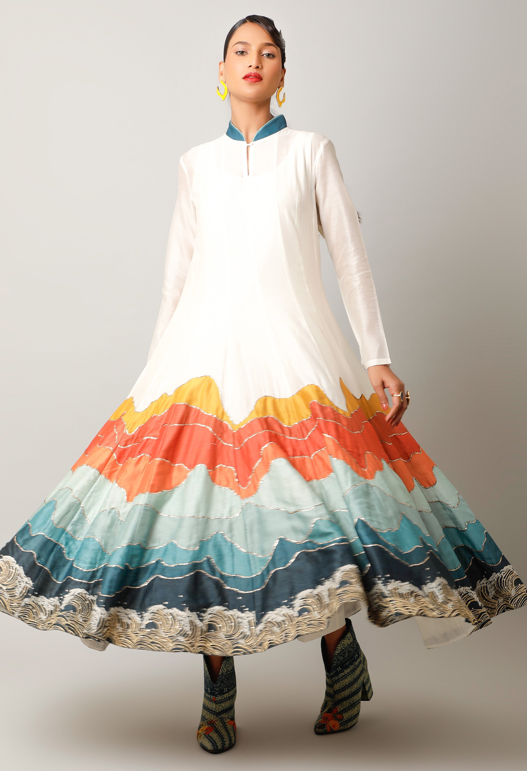 LANDSCAPE EMBROIDERED ZIPPERED ANGRAKHA WITH PANTS