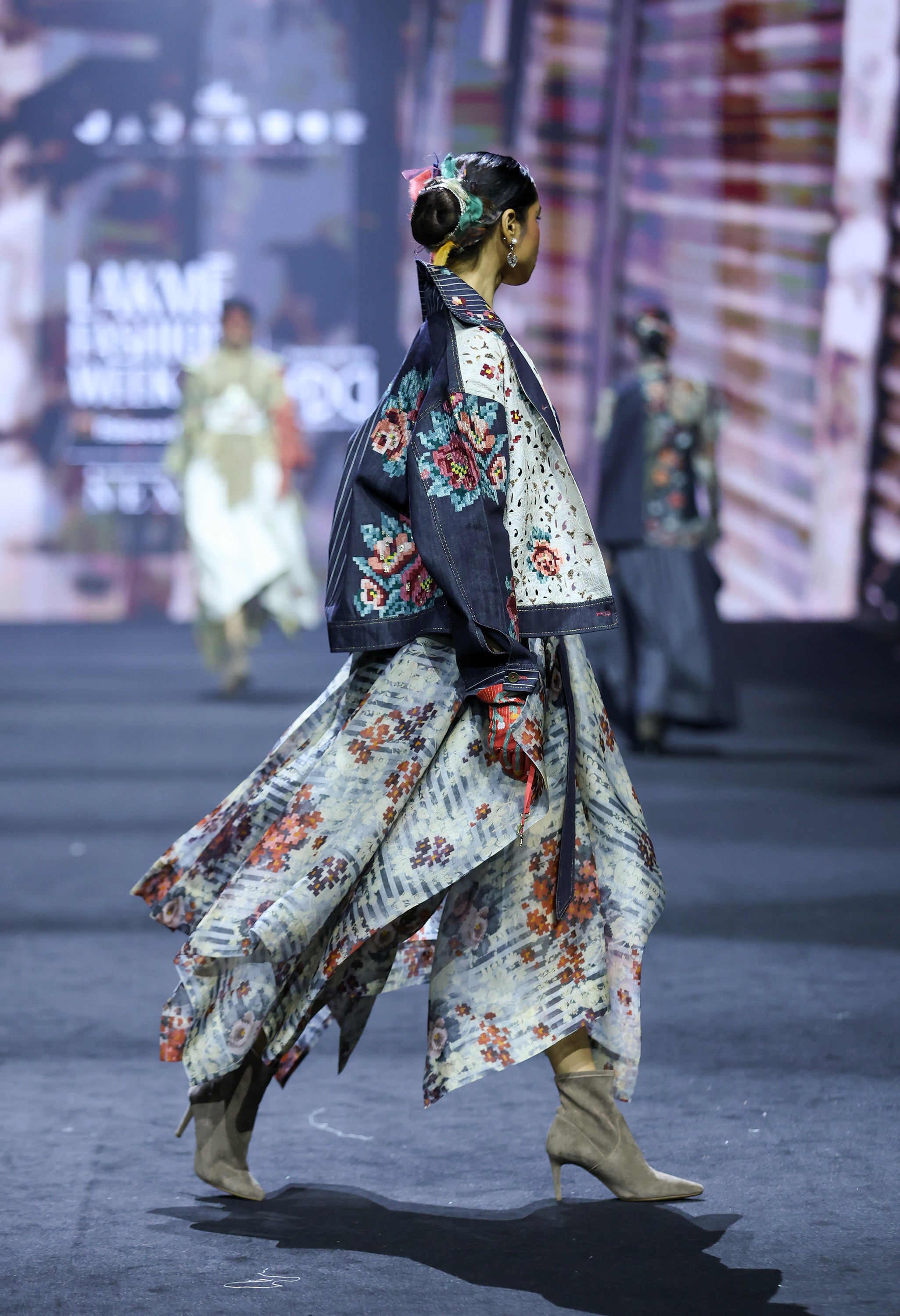 EMB DUAL COLOR DENIM JACKET WITH CORSET DRESS