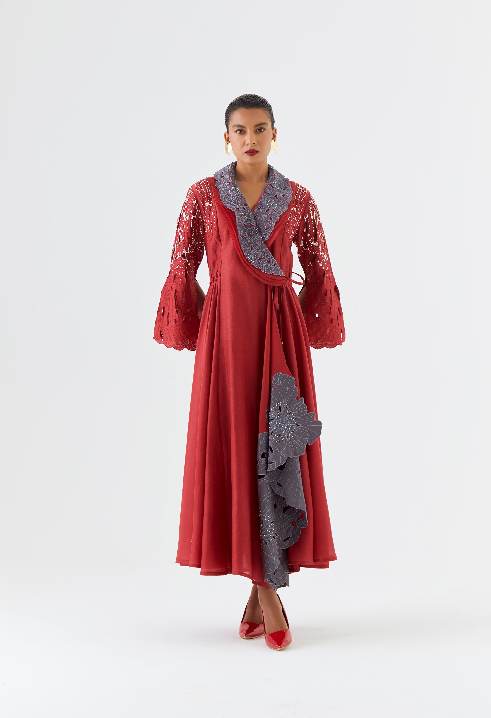 LAYERED COLLOR OVERLAP ANGRAKHA WITH PANTS