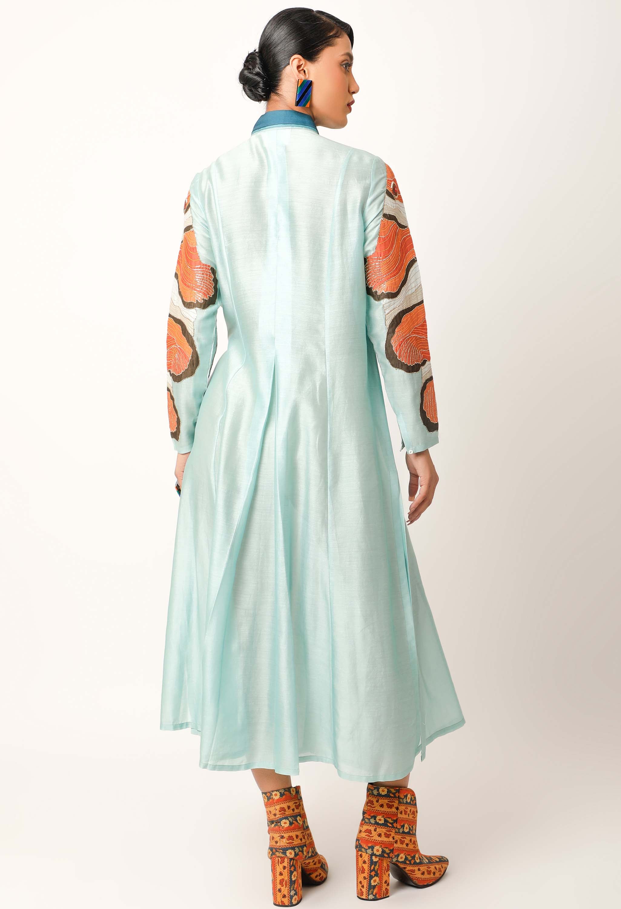 DRAPED SHIRT WITH FISH DETAIL ON THE SLEEVES + INNER SLIP + PANTS