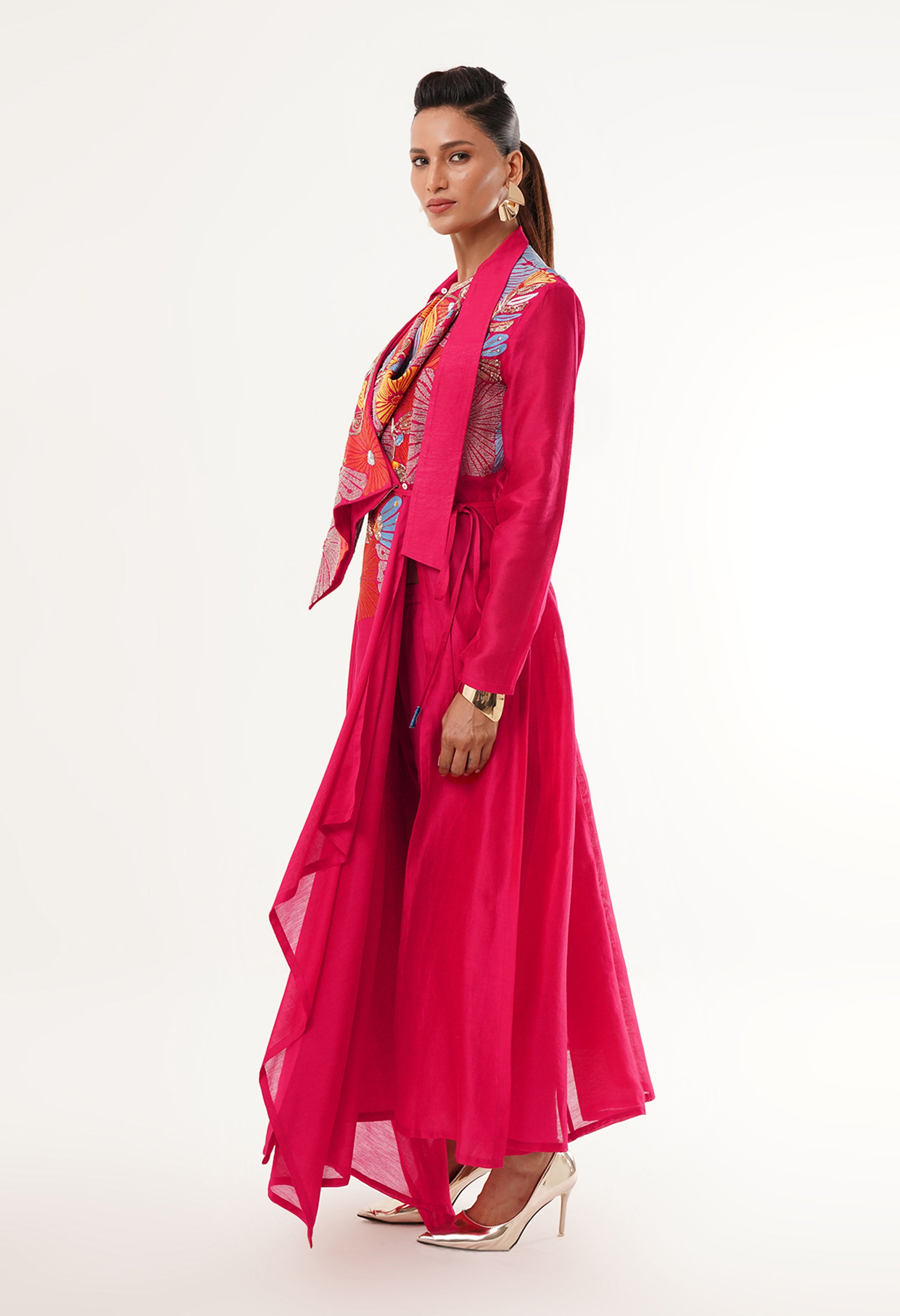 ENGINEERED COWL NECK ANGRAKHA