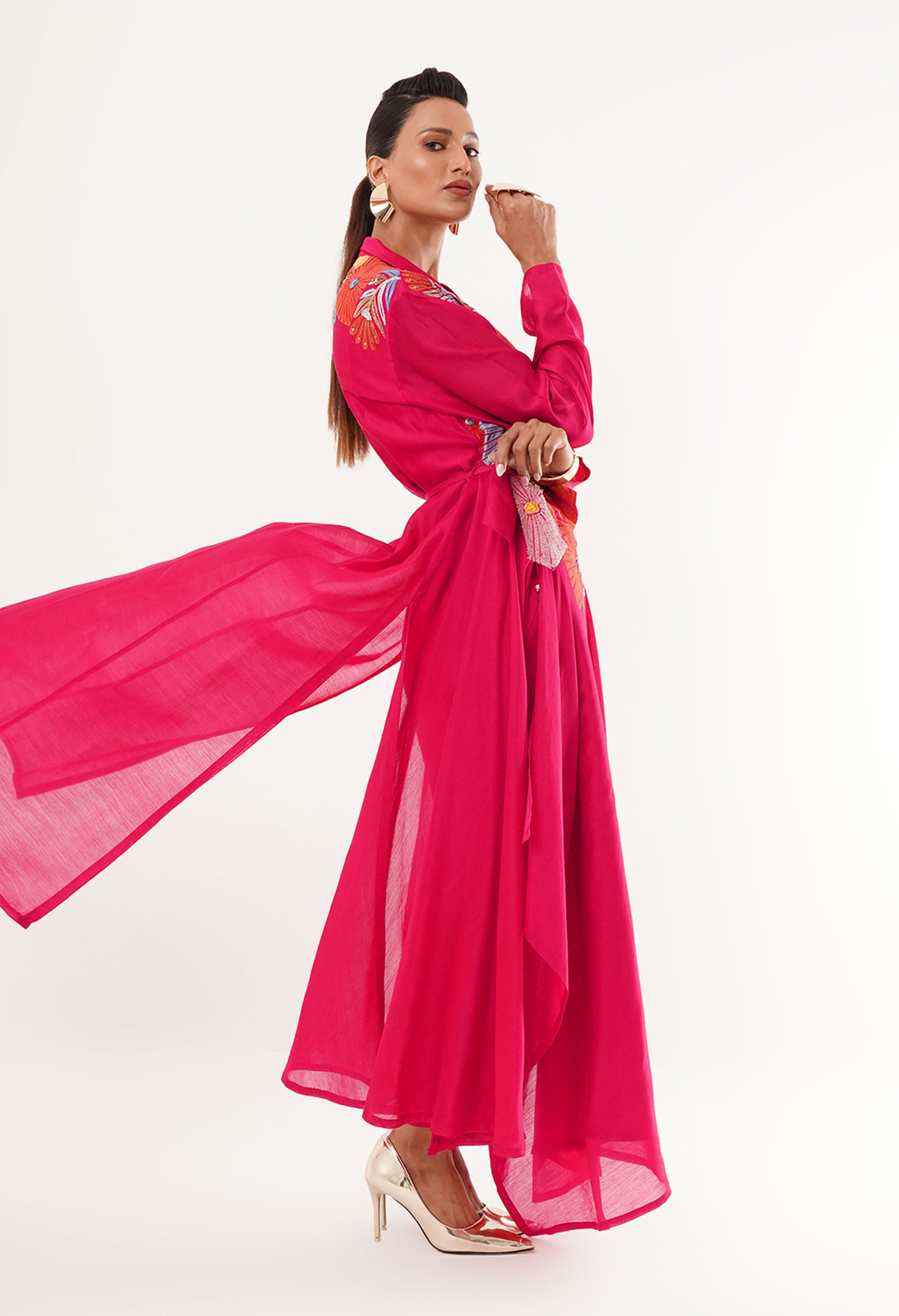 ENGINEERED COWL NECK ANGRAKHA