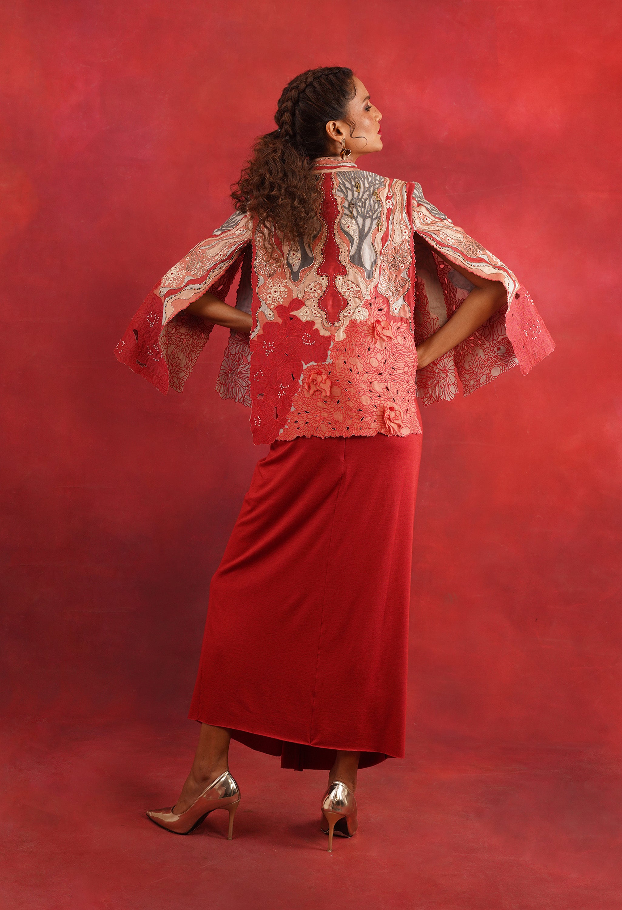 EMBROIDERED CAPE JACKET WITH DRAPED JERSY INNER