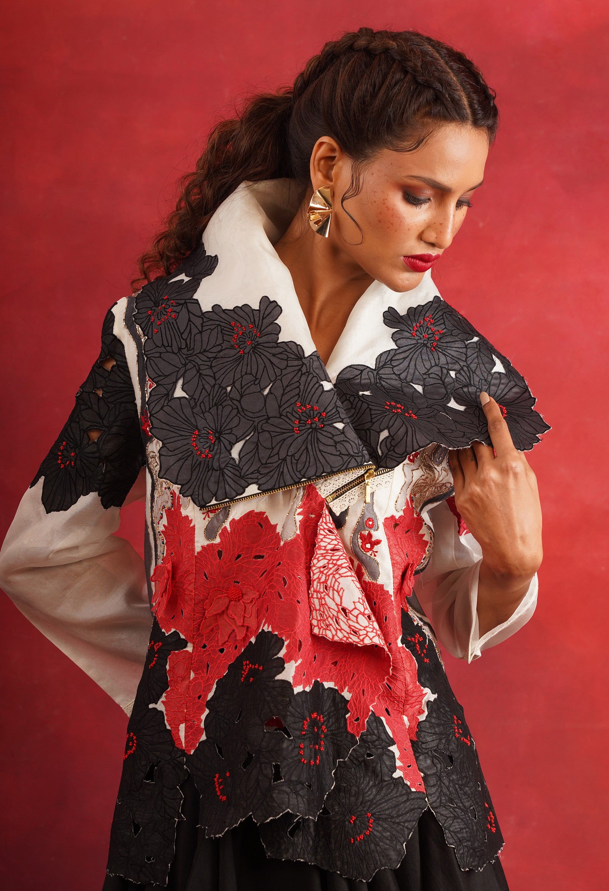 DRAPED COLLAR JACKET