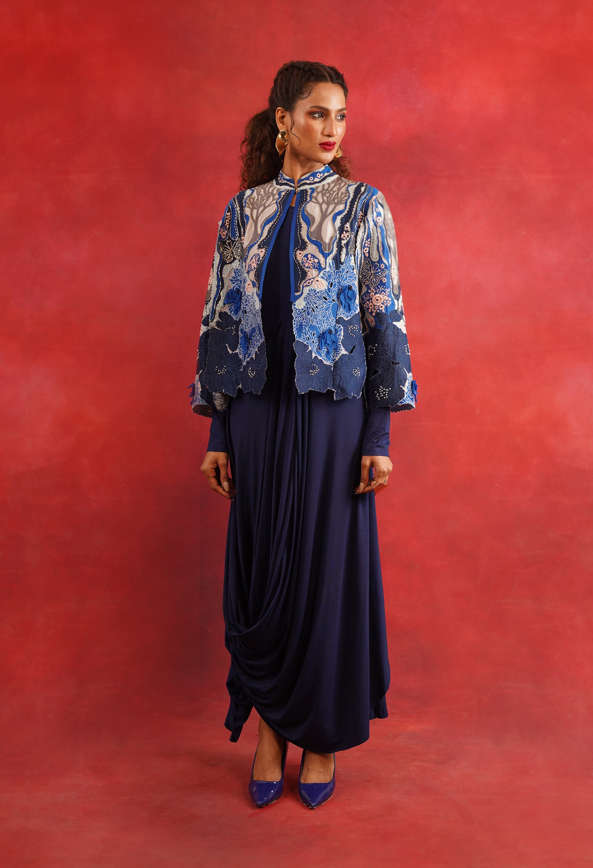 EMBROIDERED CAPE JACKET WITH DRAPED JERSY INNER