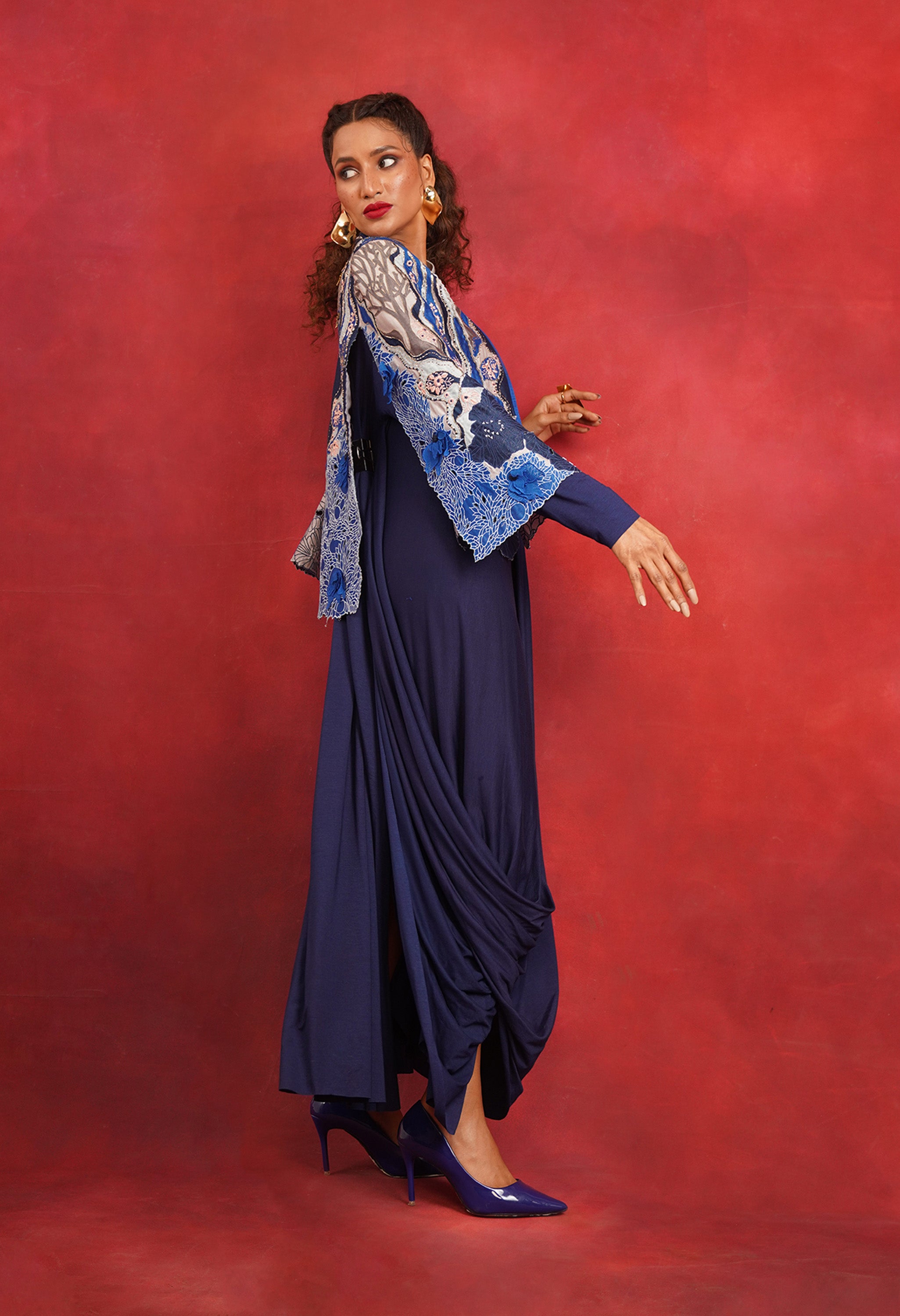 EMBROIDERED CAPE JACKET WITH DRAPED JERSY INNER