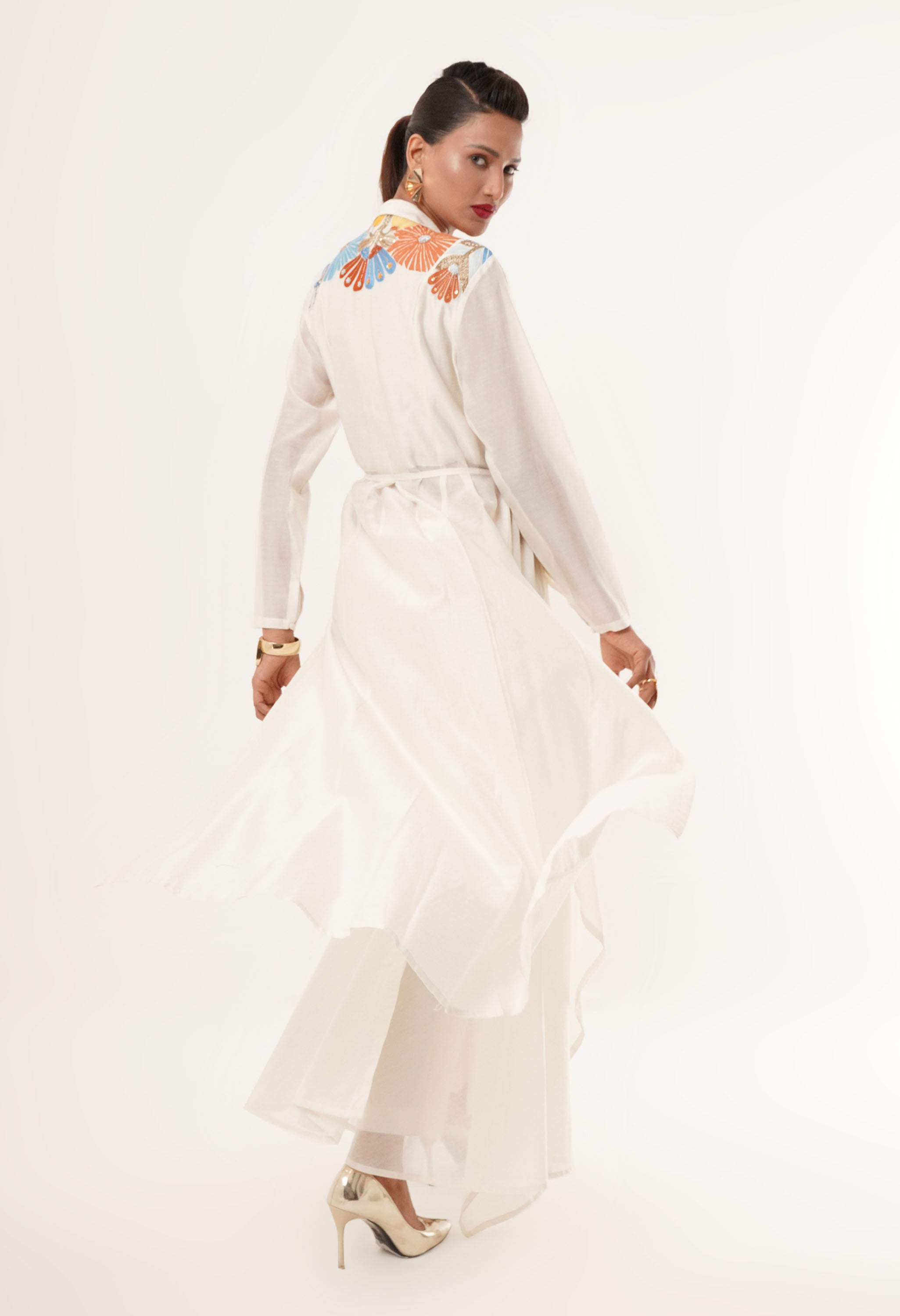 ENGINEERED COWL NECK ANGRAKHA