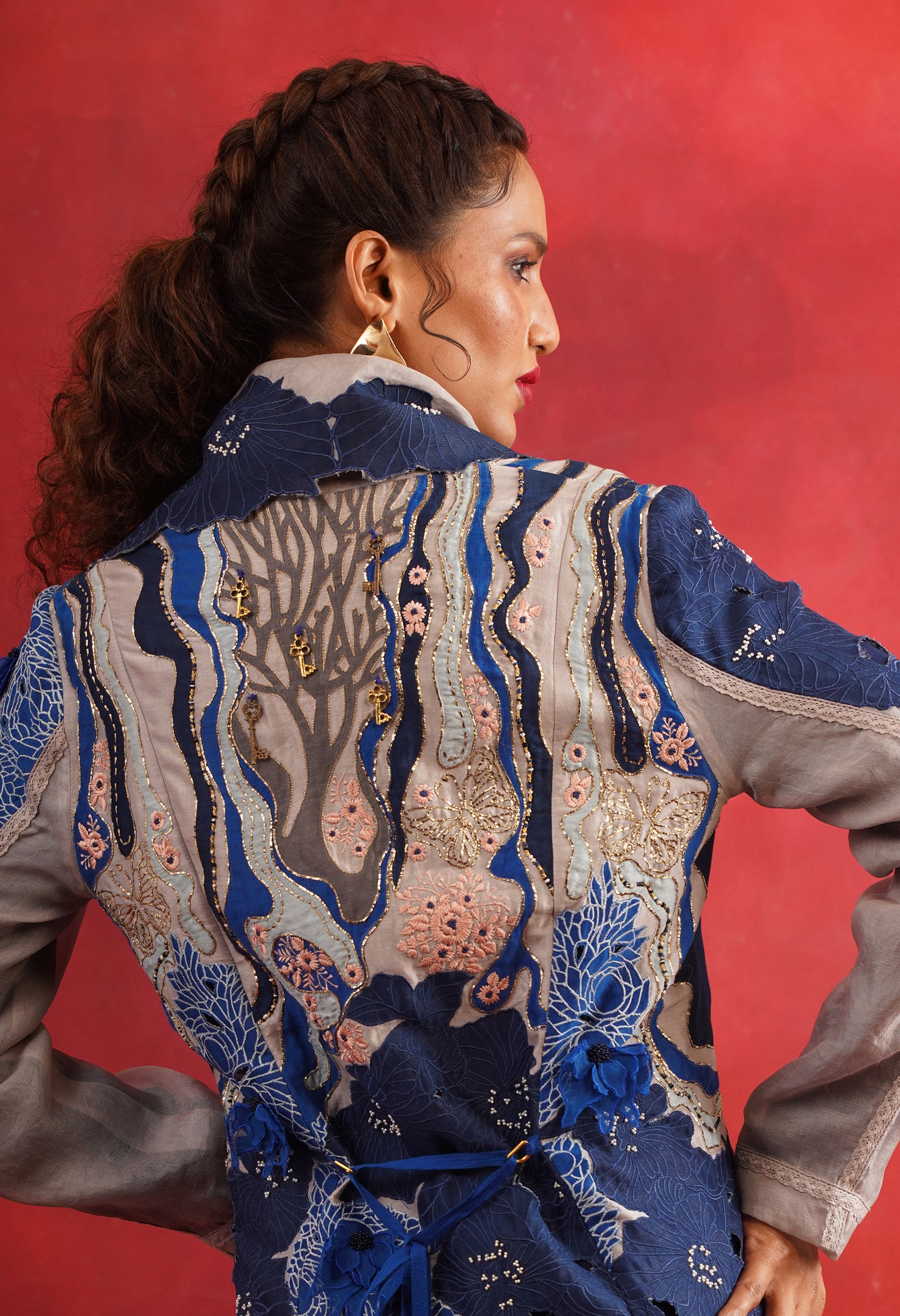 DRAPED COLLAR JACKET