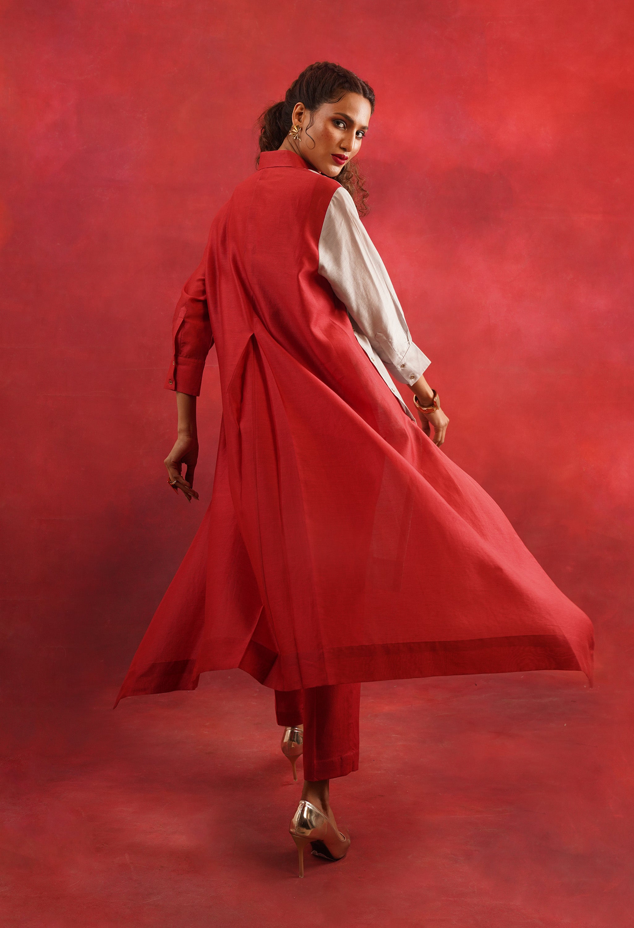 BUTTERFLY EMB COLOR BLOCKED CO ORD SET