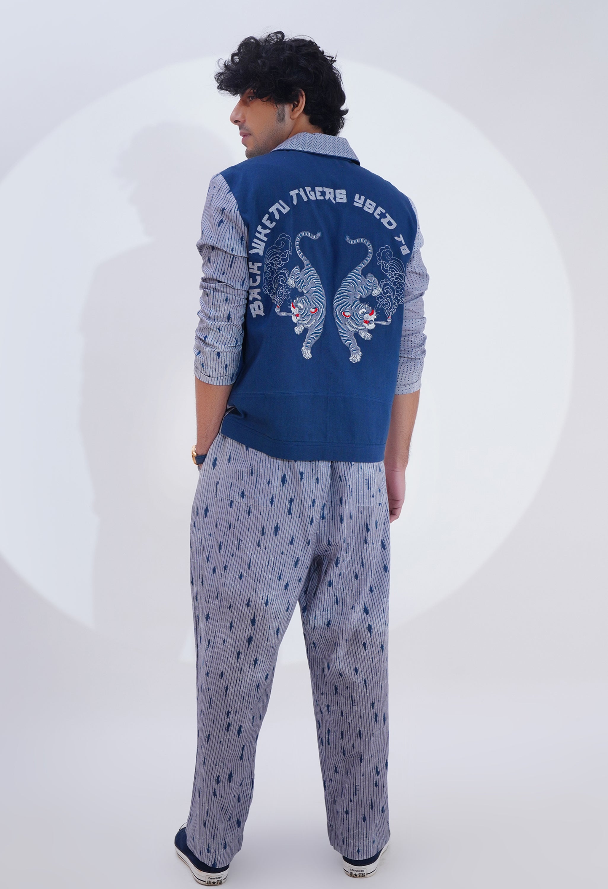 PRINTED CO ORD WITH TIGER EMB BACK DETAILING