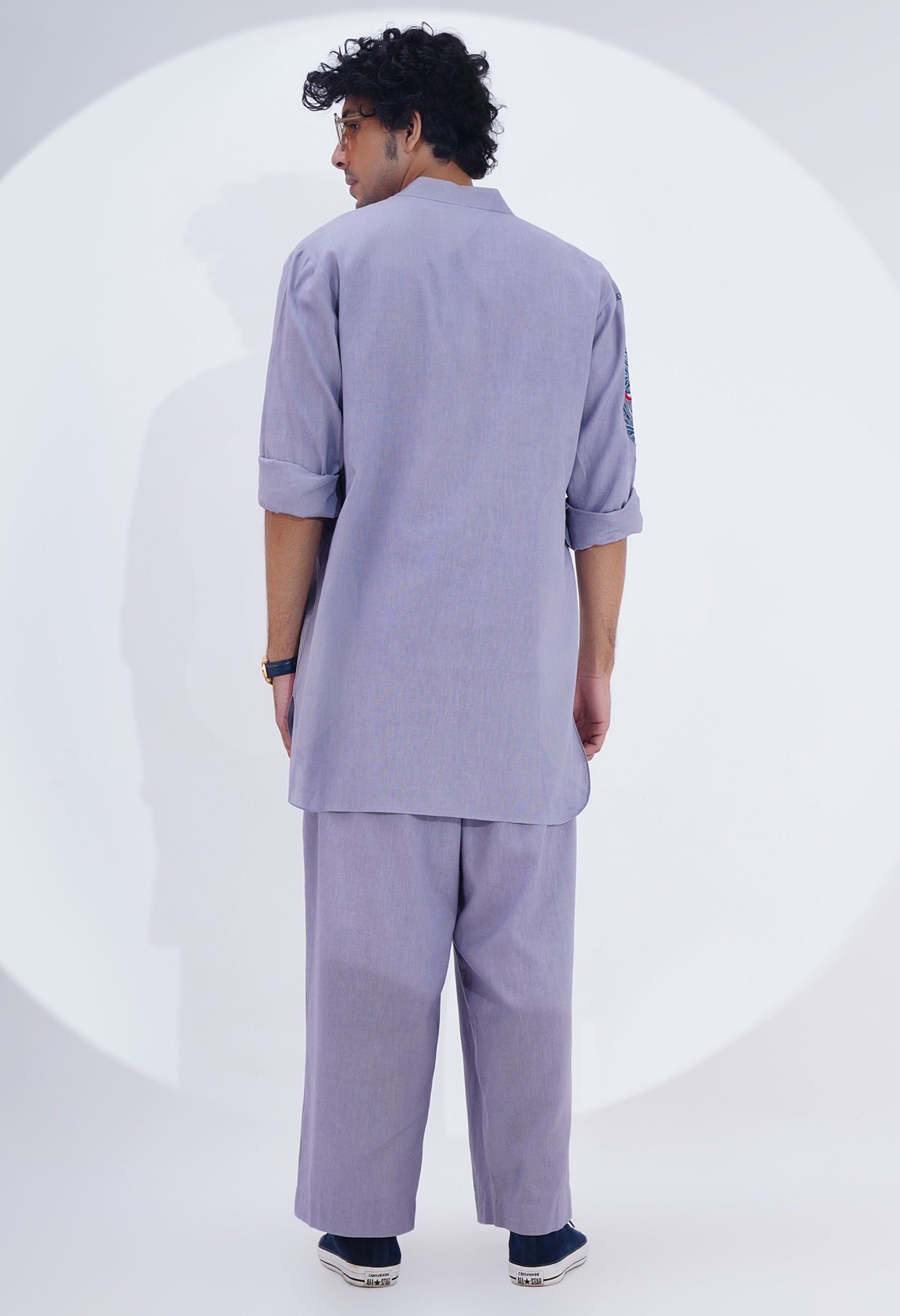 LINEN KURTA SET WITH TIGER EMB DETAILED SLEEVES