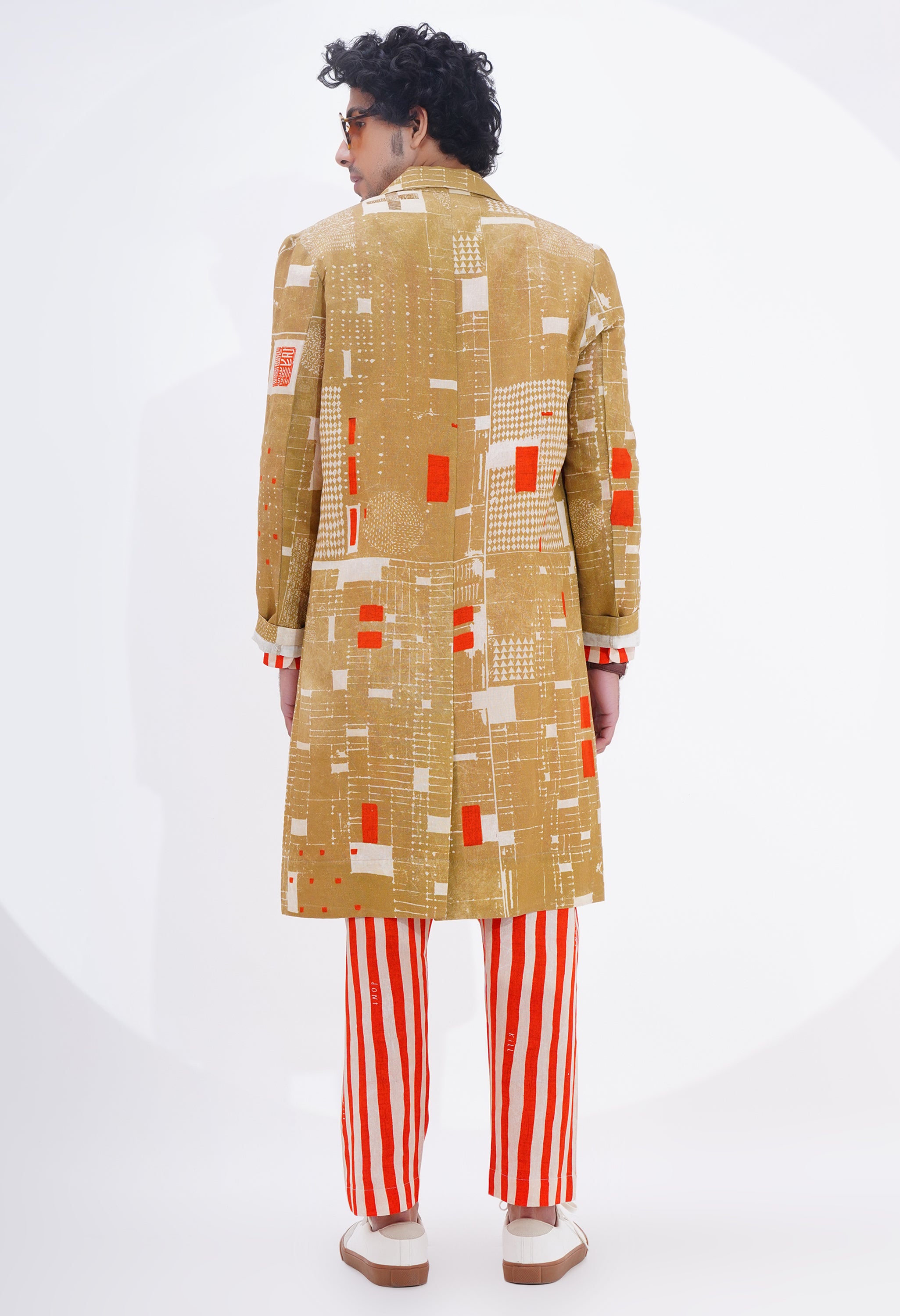 TEXTURED LONG JACKET