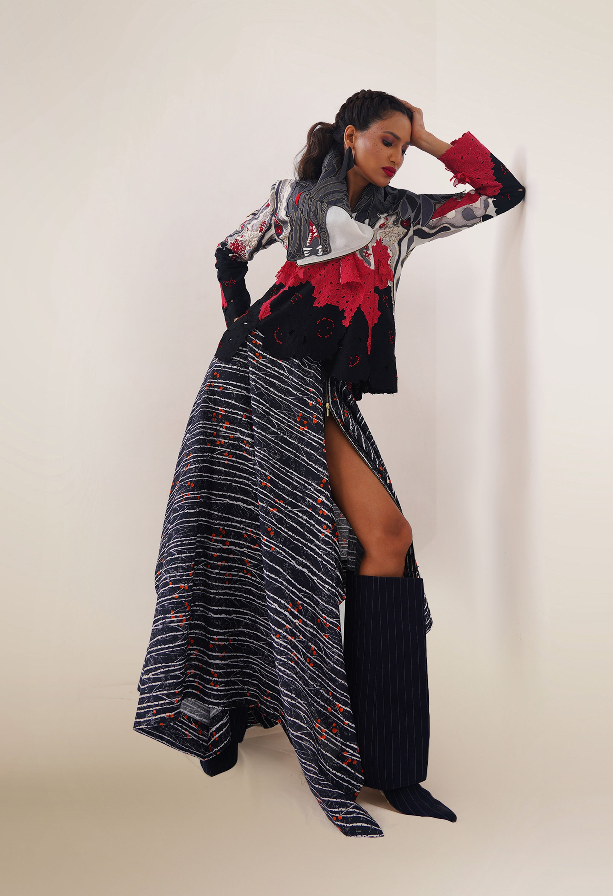 DRAPED COLLAR JACKET WITH EMBROIDERED WOLF COLLAR WITH PRINTED DRAPED SKIRT